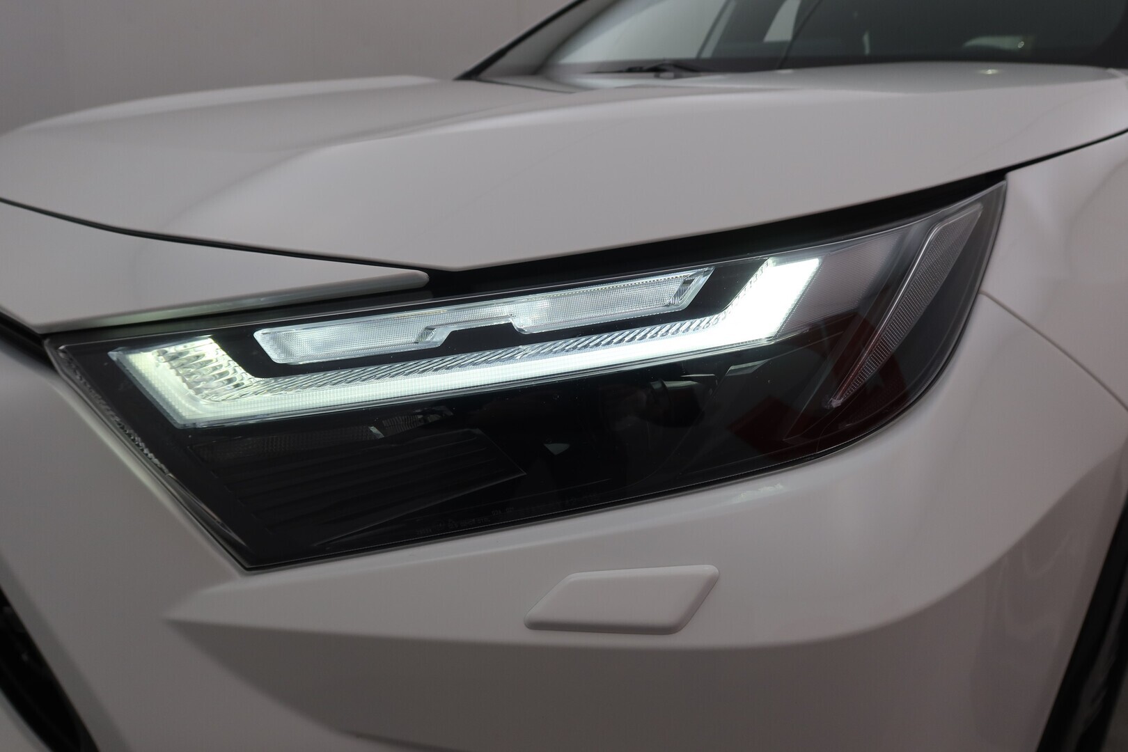 TOYOTA RAV4 Plug-in 2023