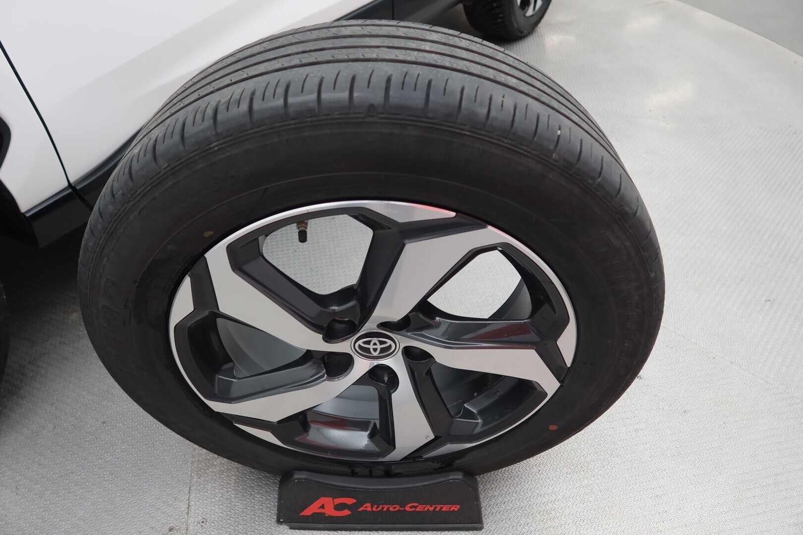 TOYOTA RAV4 Plug-in 2023