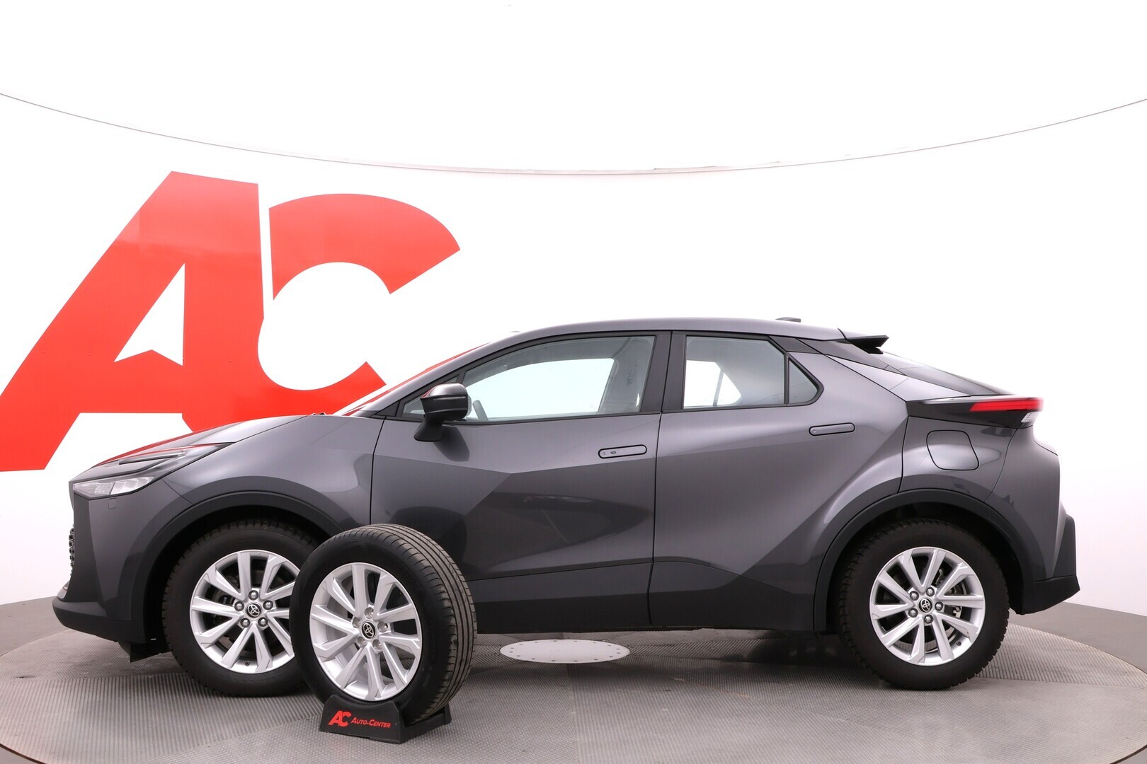 TOYOTA C-HR 2024