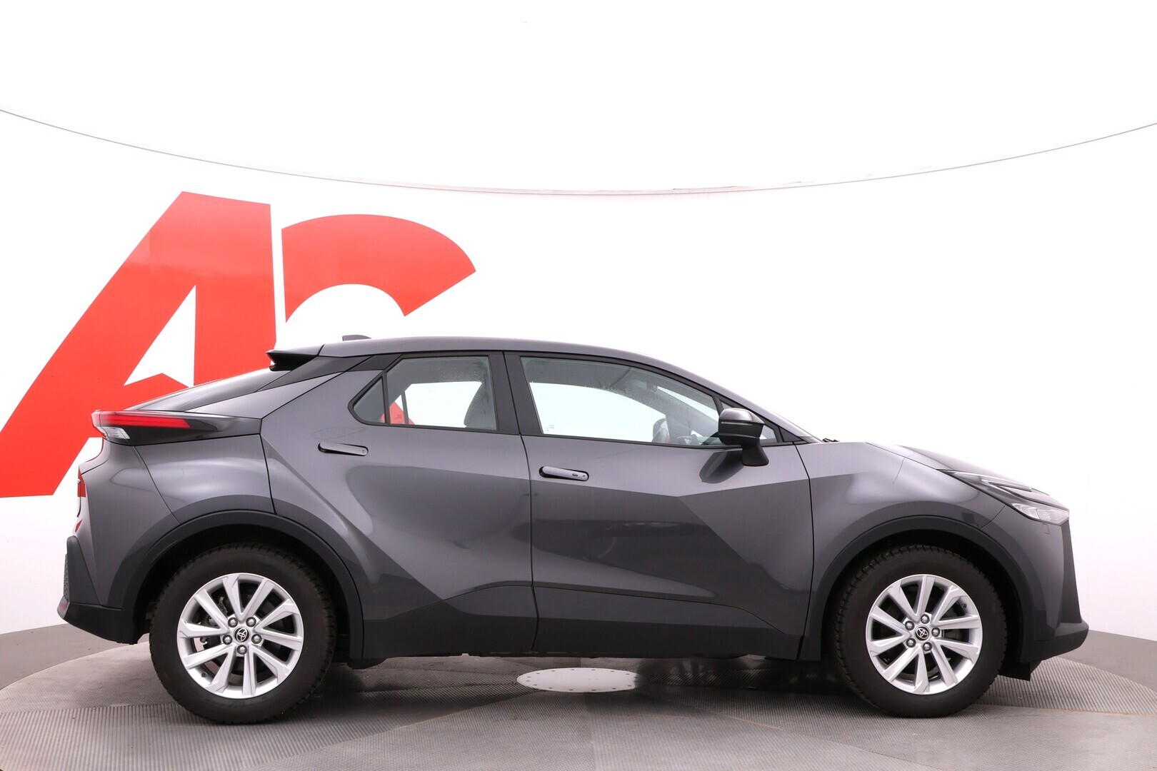 TOYOTA C-HR 2024