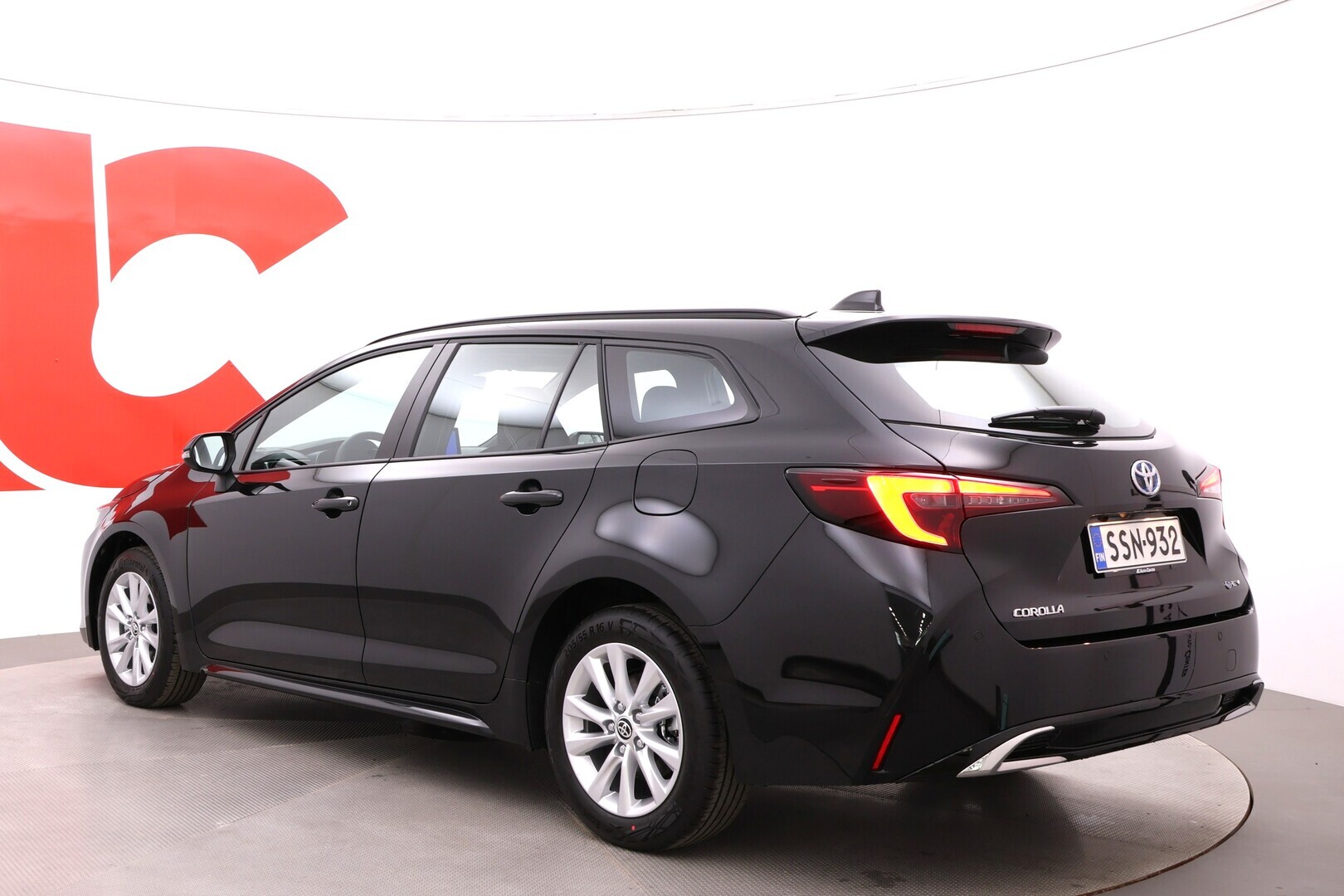 TOYOTA Corolla 2026