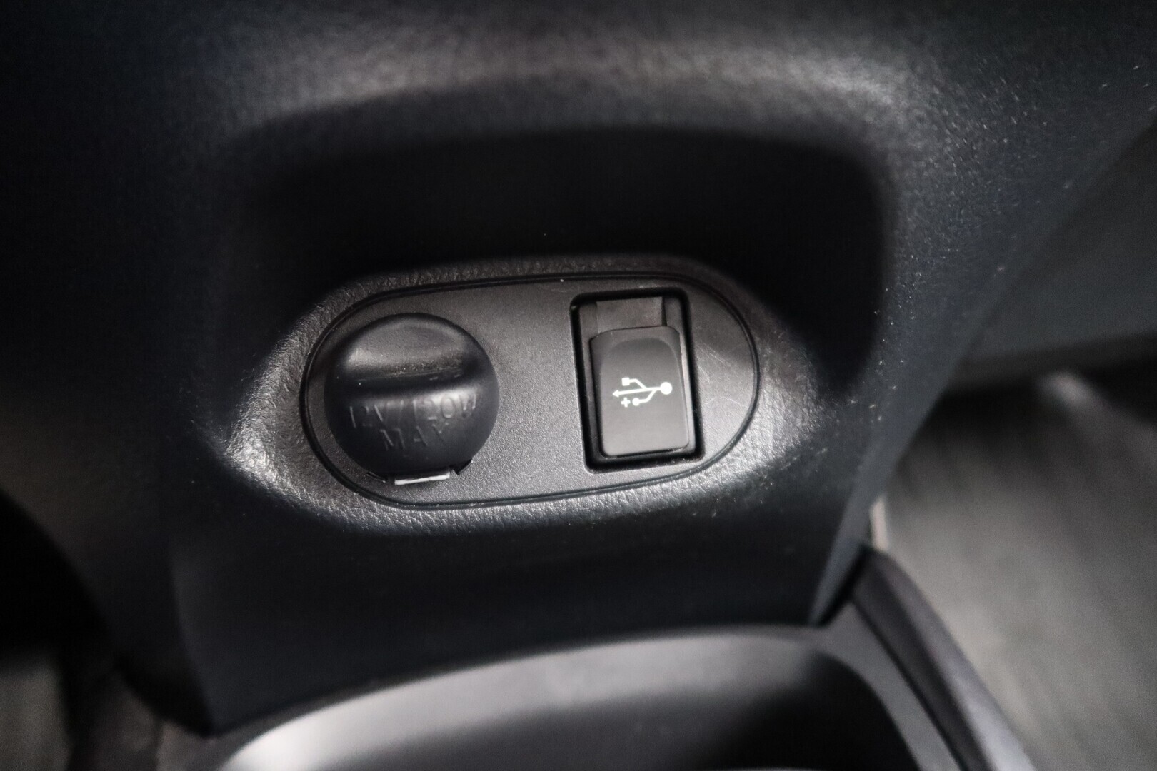 TOYOTA Yaris 2020