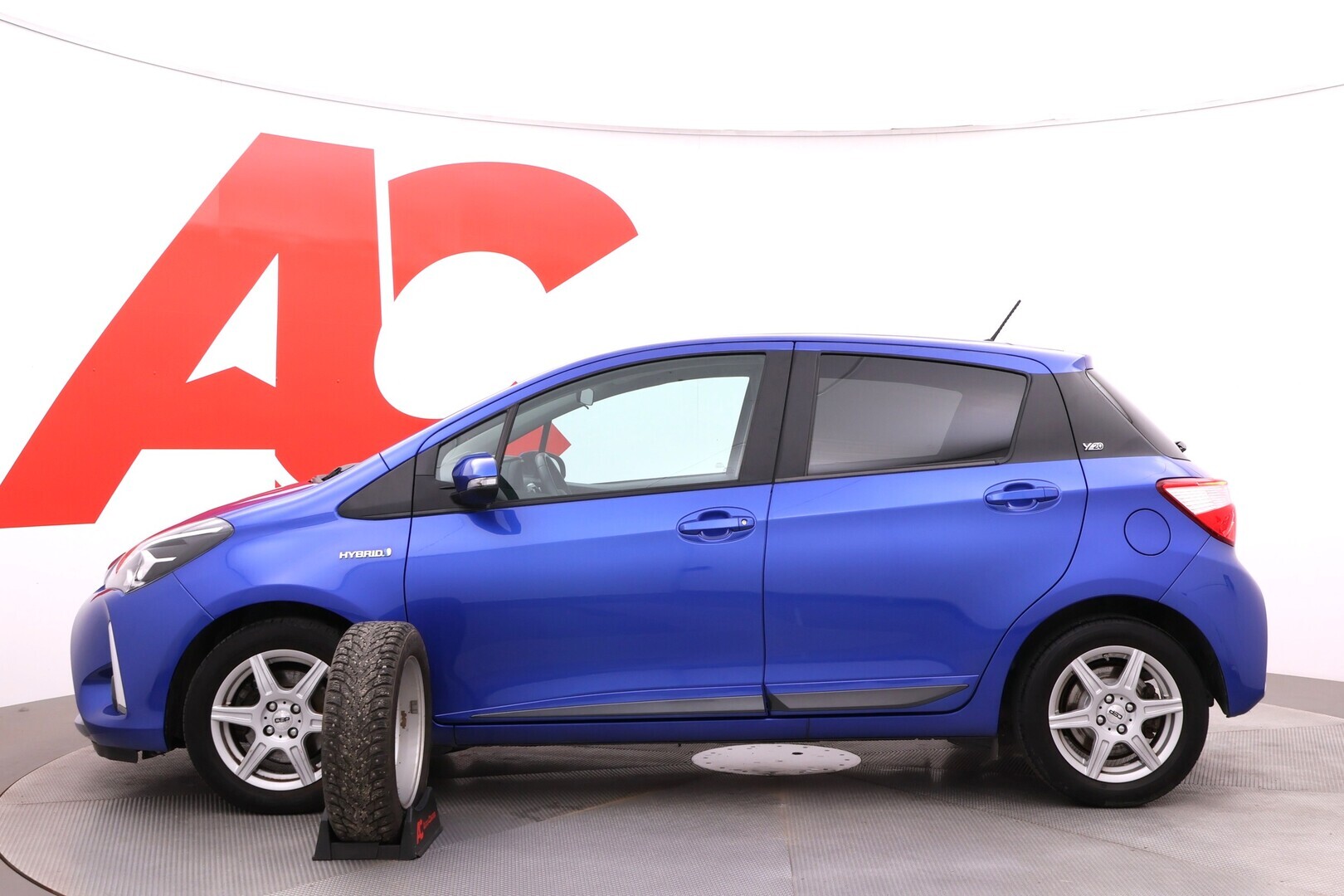 TOYOTA Yaris 2020