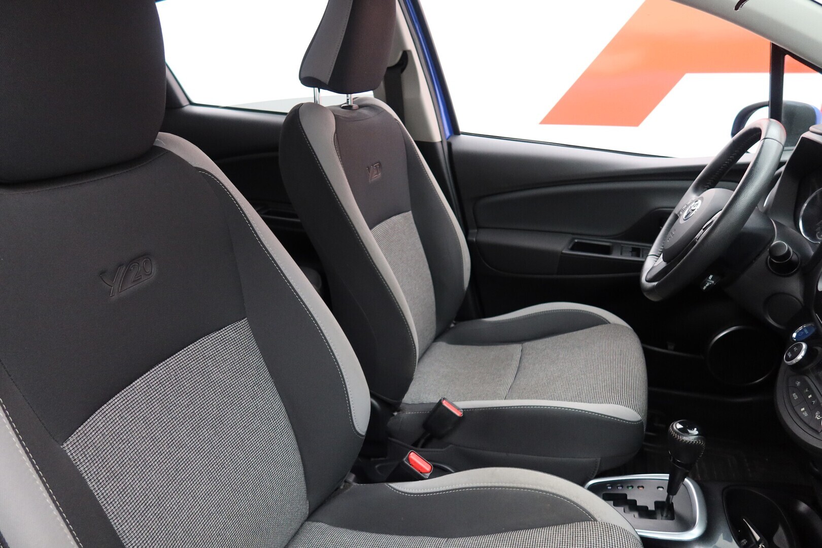 TOYOTA Yaris 2020