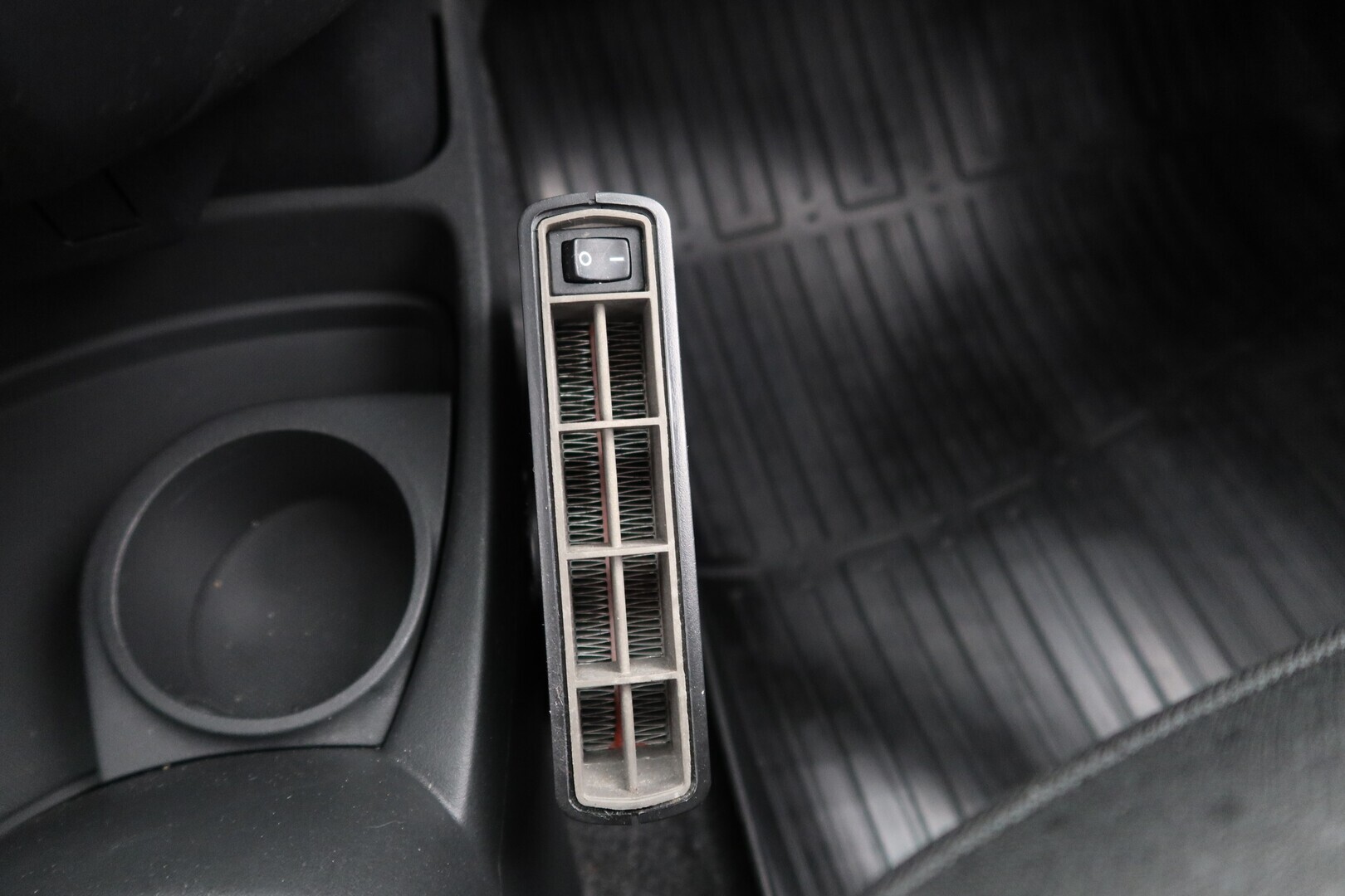 TOYOTA Yaris 2011