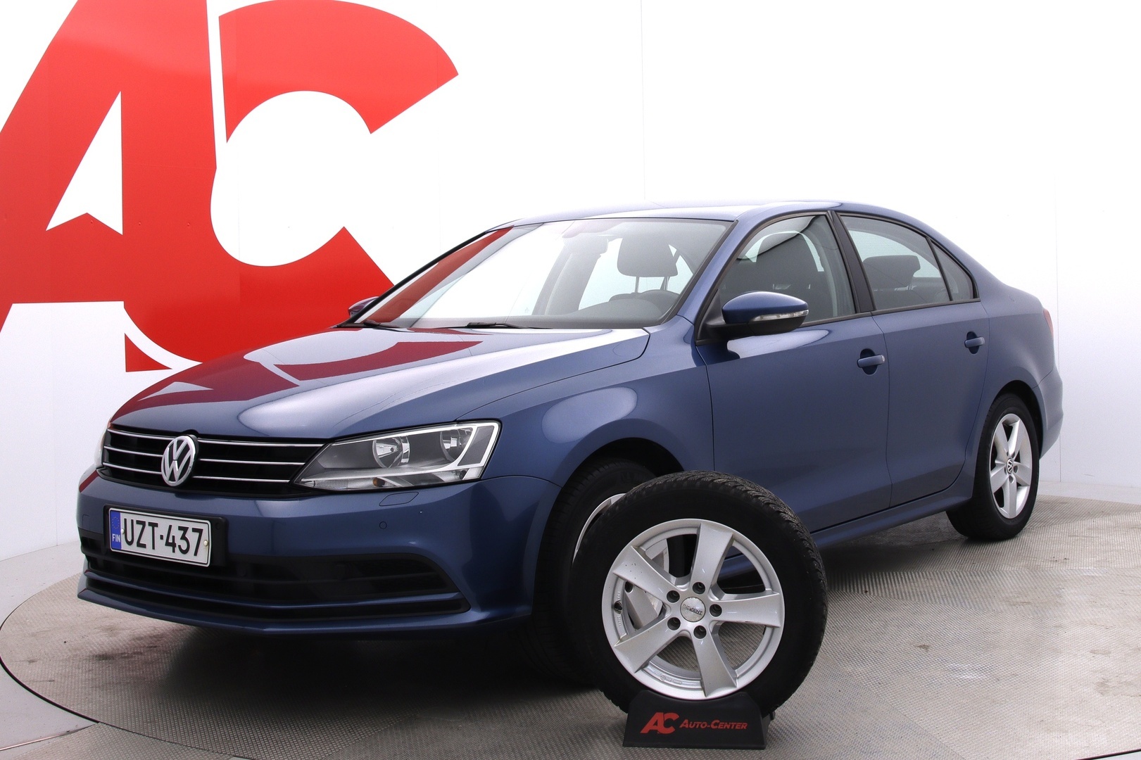 VOLKSWAGEN Jetta 2017