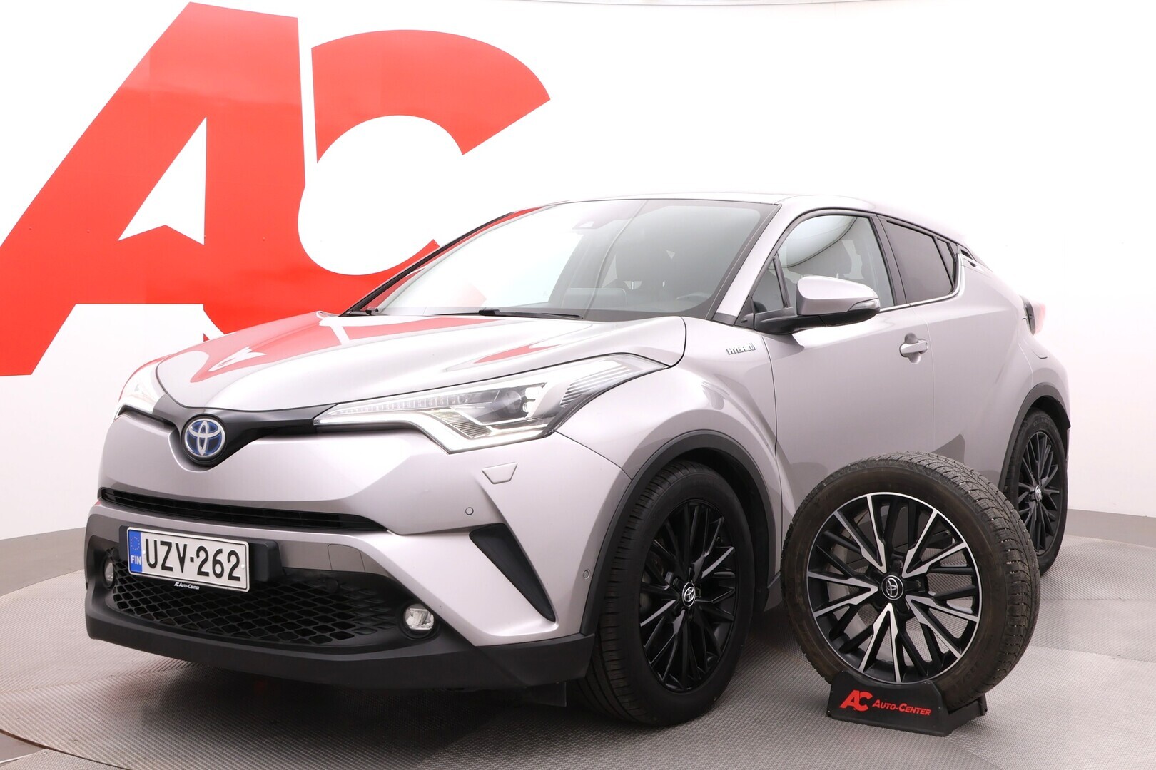 TOYOTA C-HR 2017