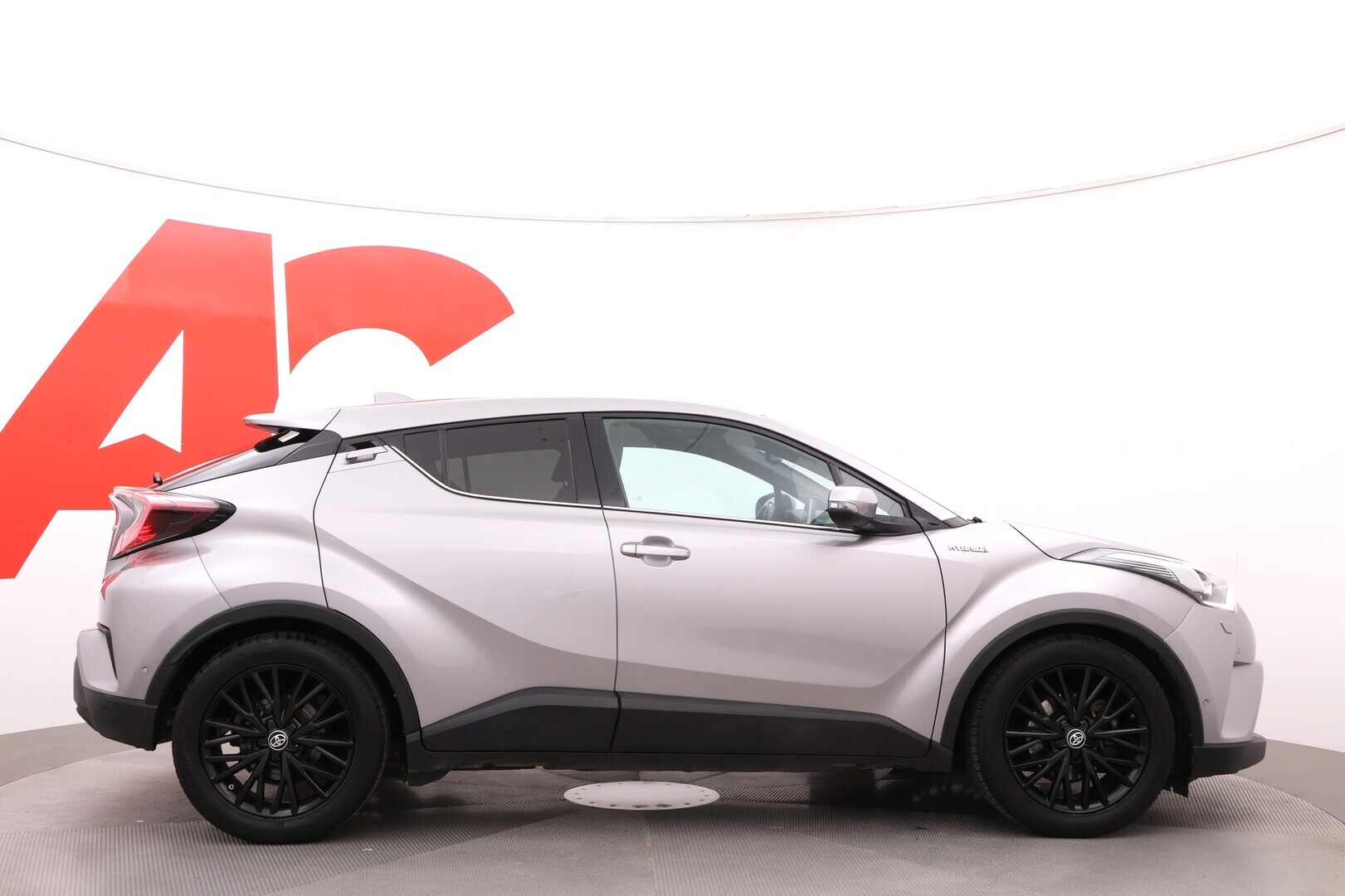 TOYOTA C-HR 2017