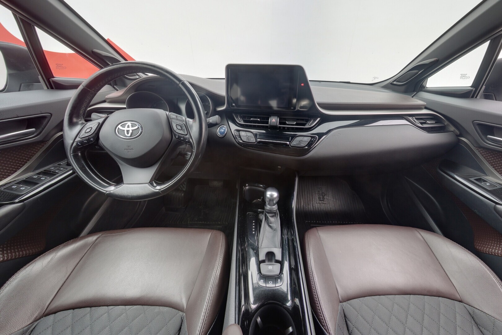 TOYOTA C-HR 2017