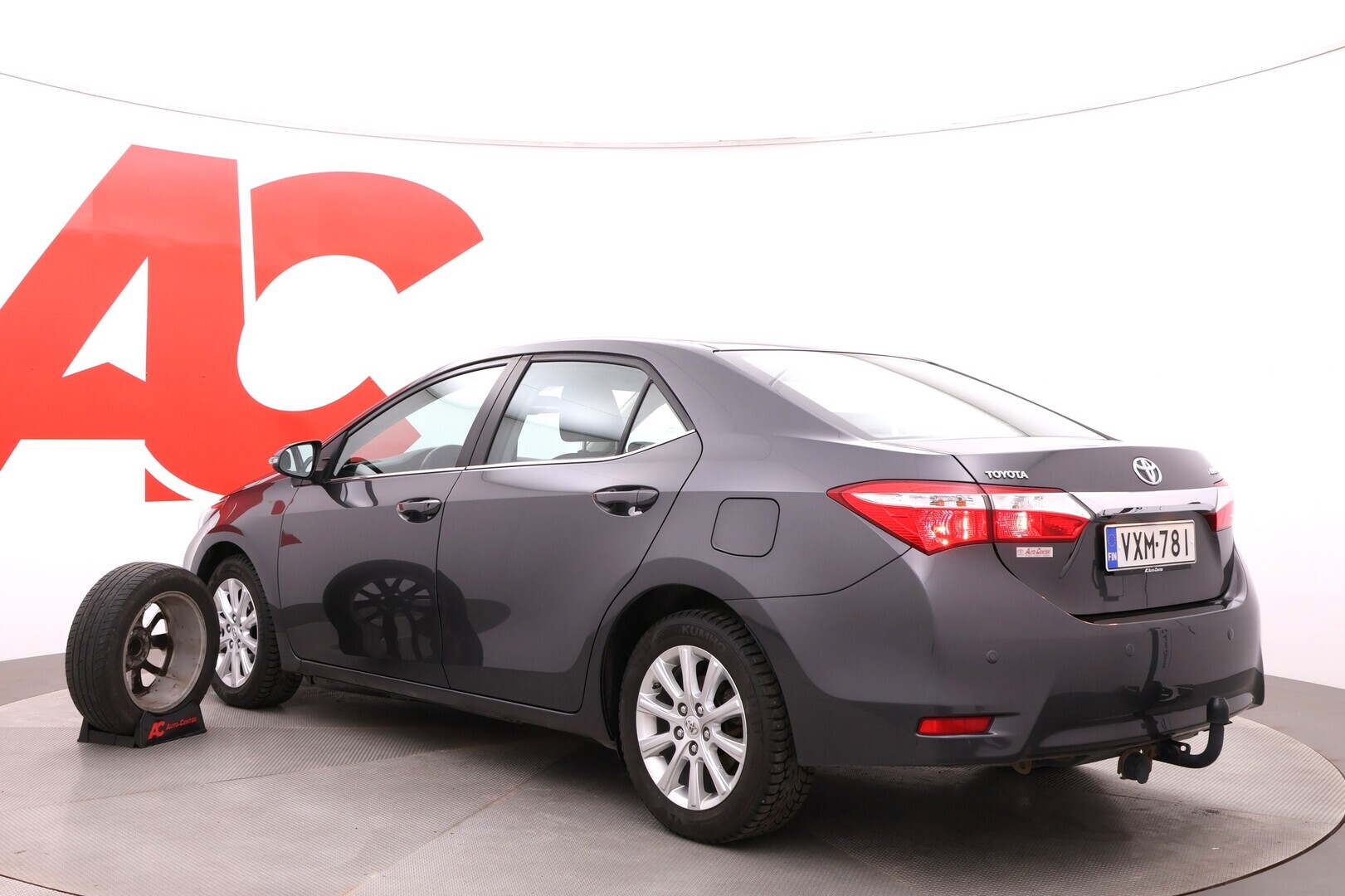 TOYOTA Corolla 2014