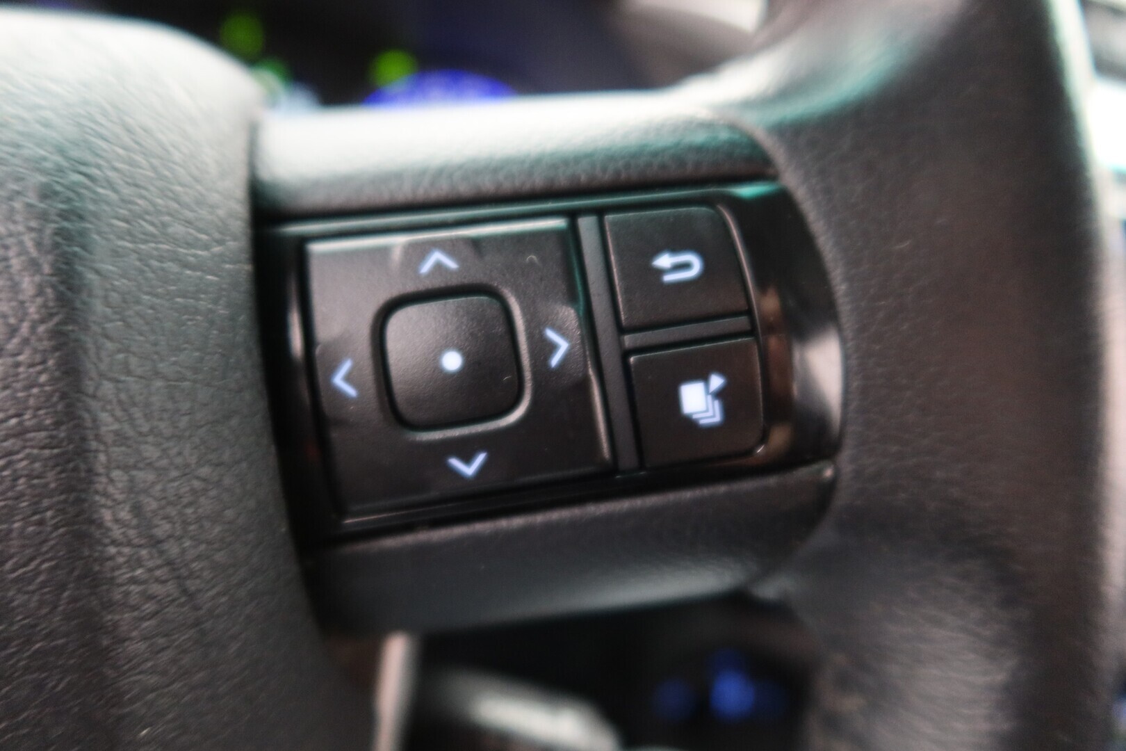 TOYOTA Hilux 2018