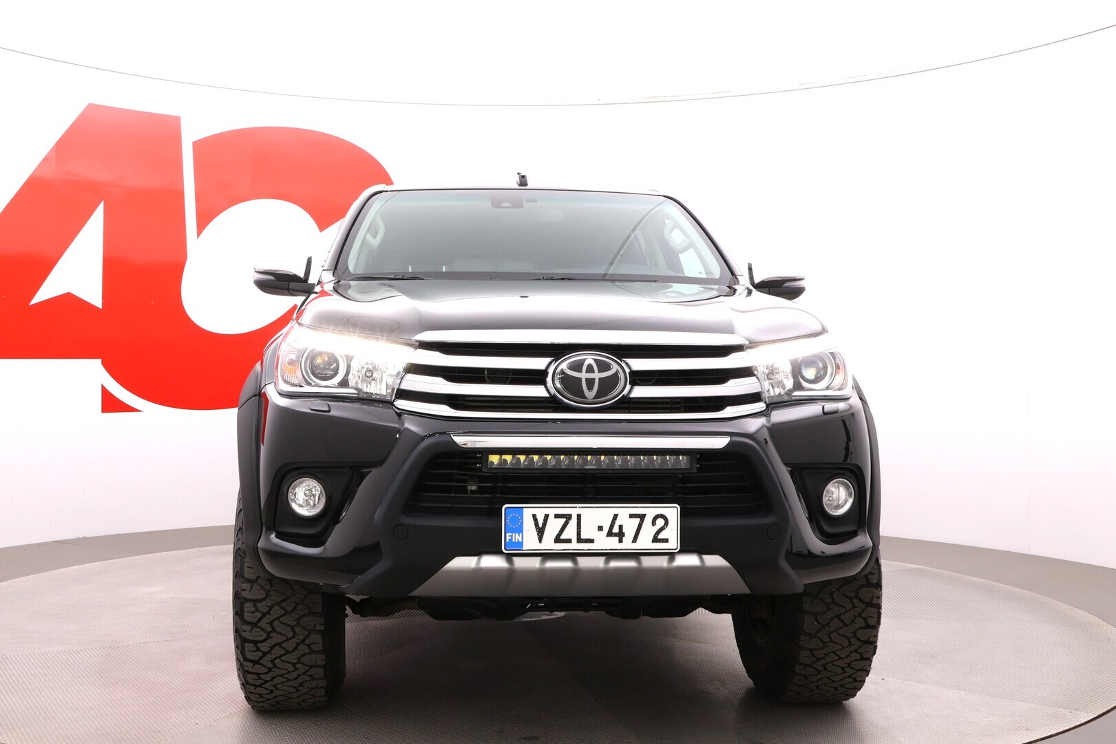 TOYOTA Hilux 2018