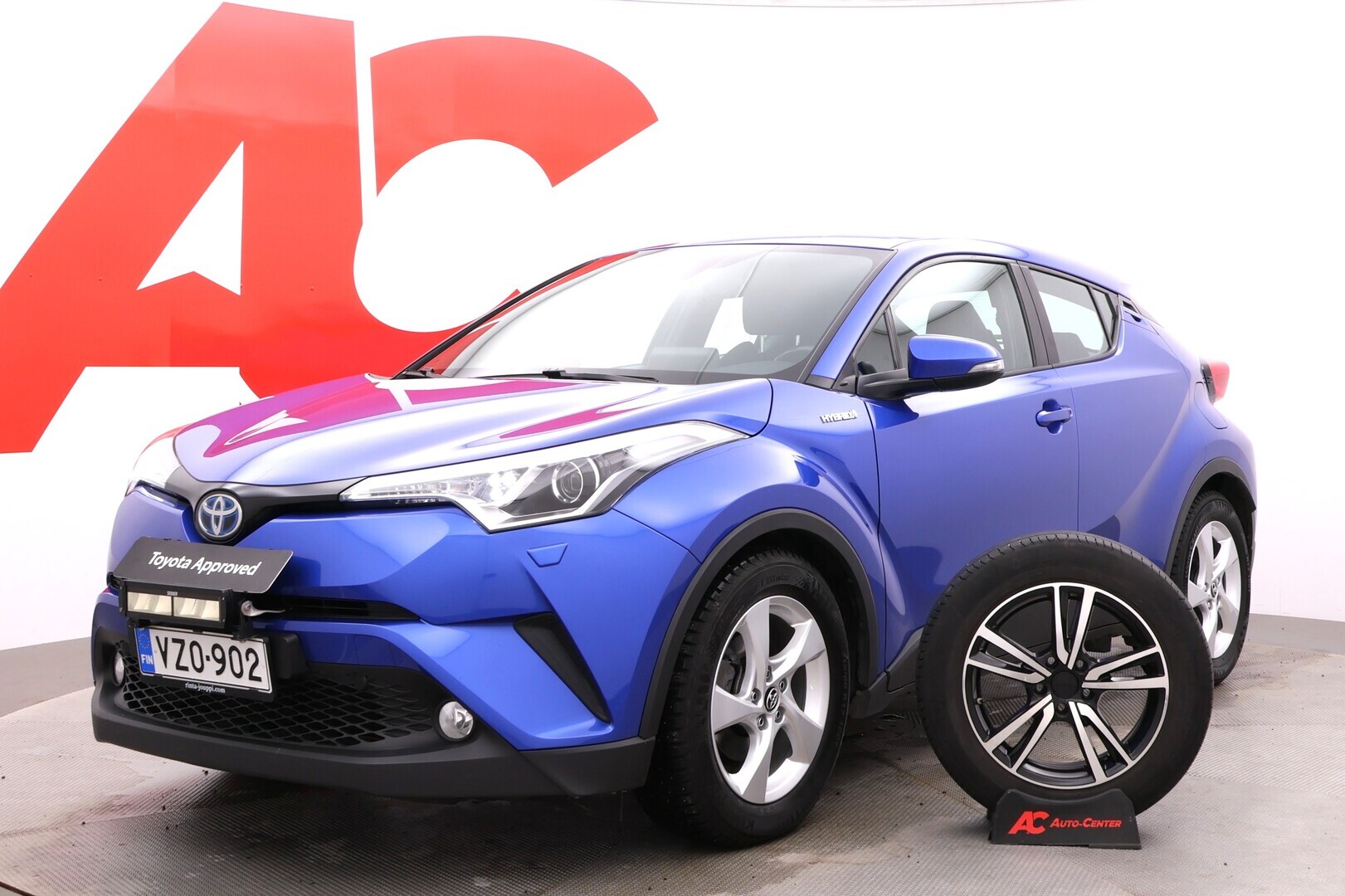 TOYOTA C-HR 2018