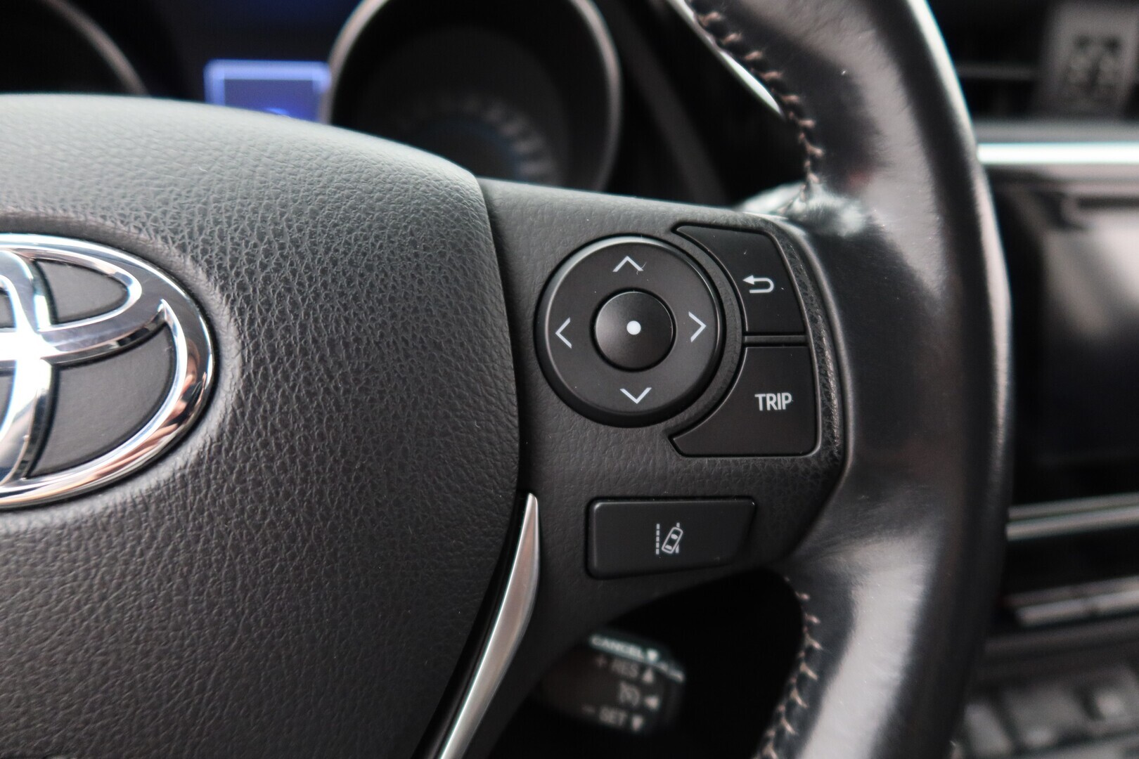 TOYOTA Auris 2018