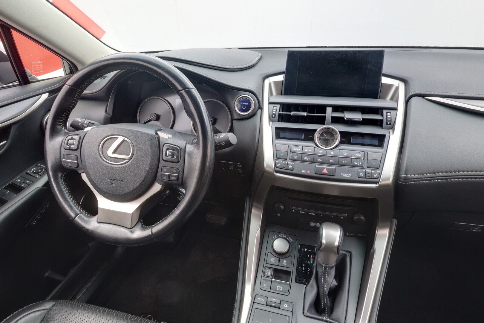 LEXUS NX 2016