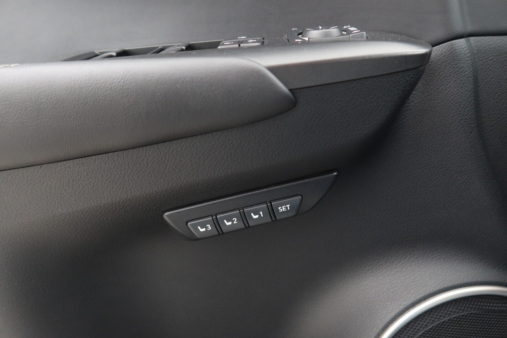 LEXUS NX 2016