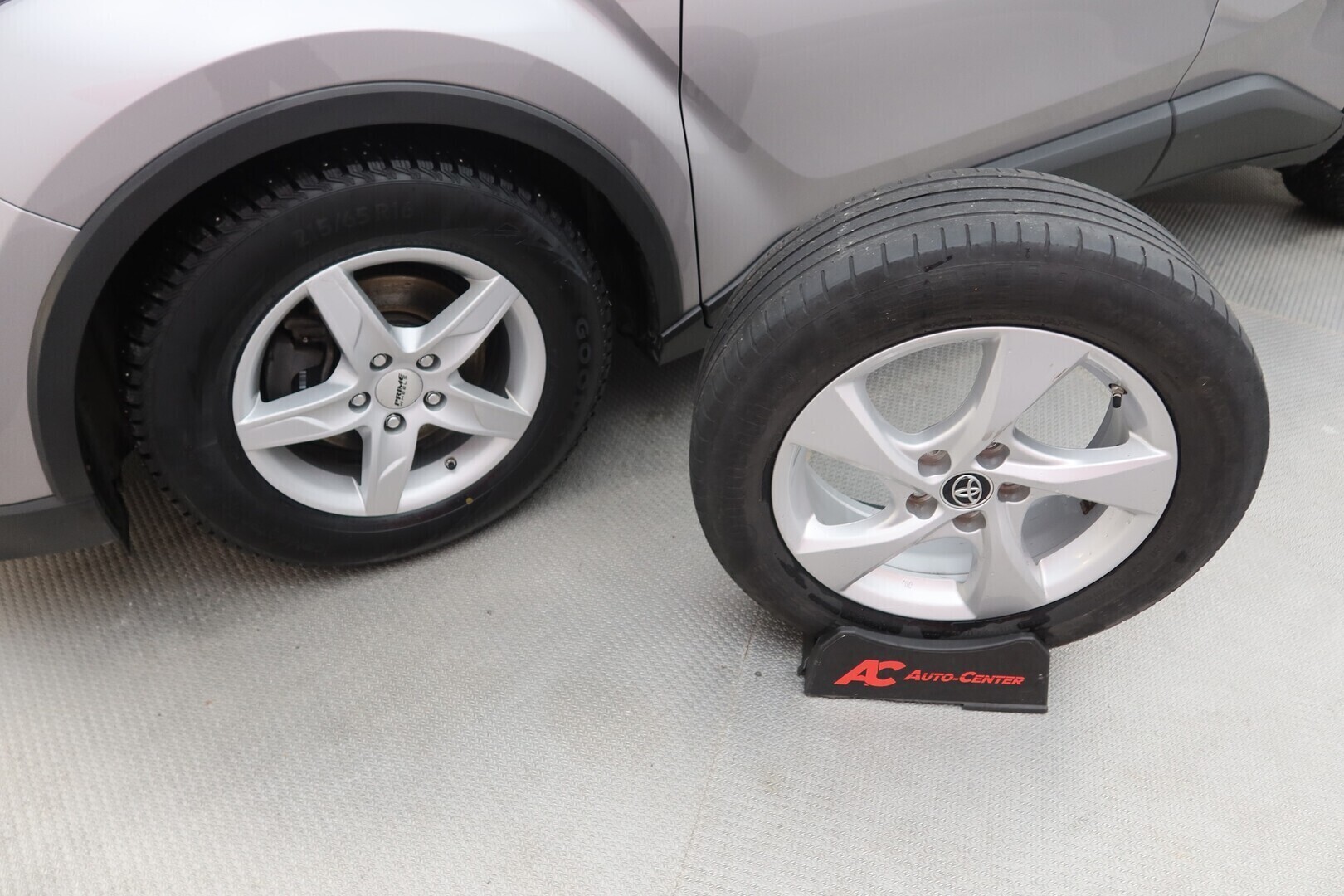 TOYOTA C-HR 2019