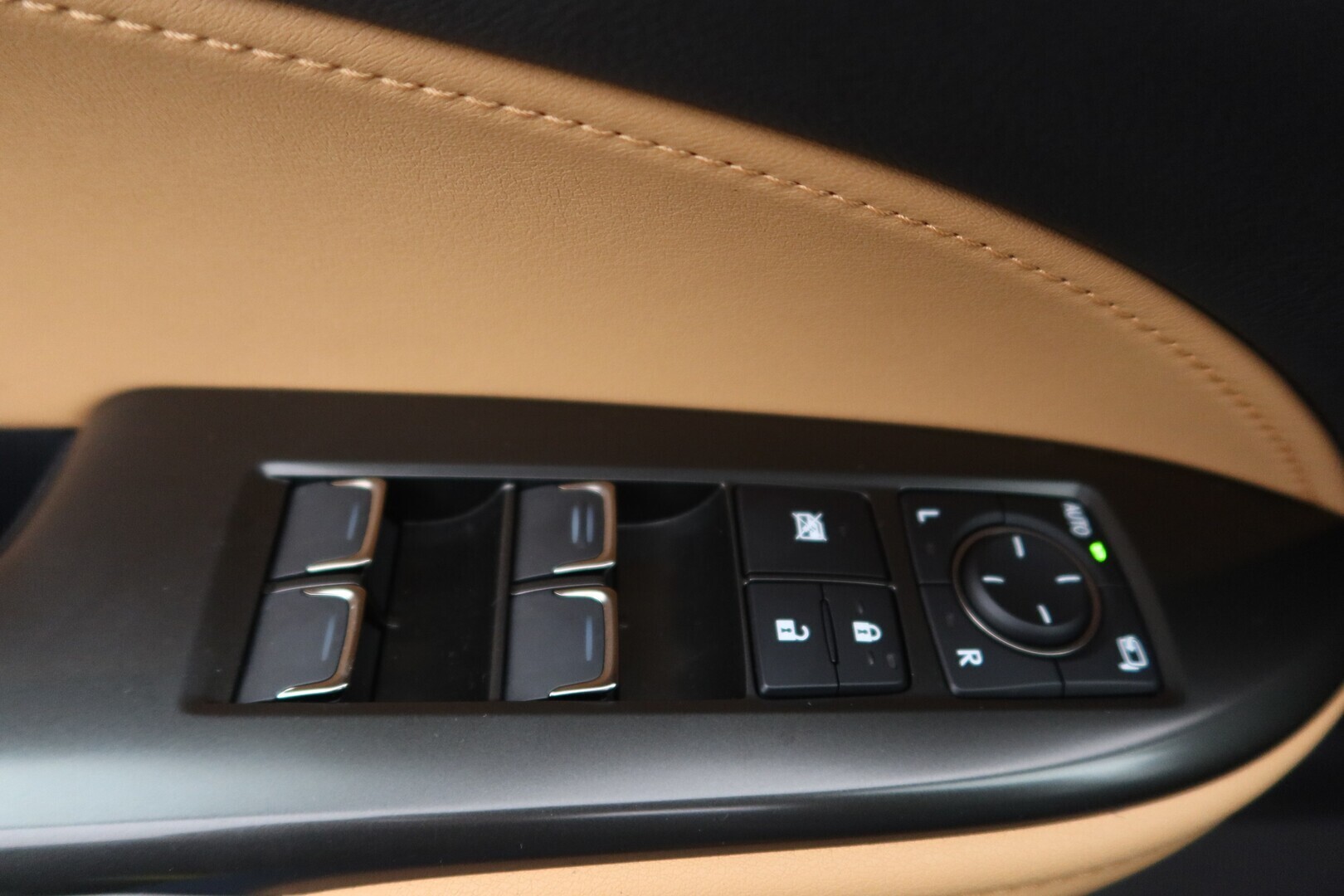 LEXUS NX 2023