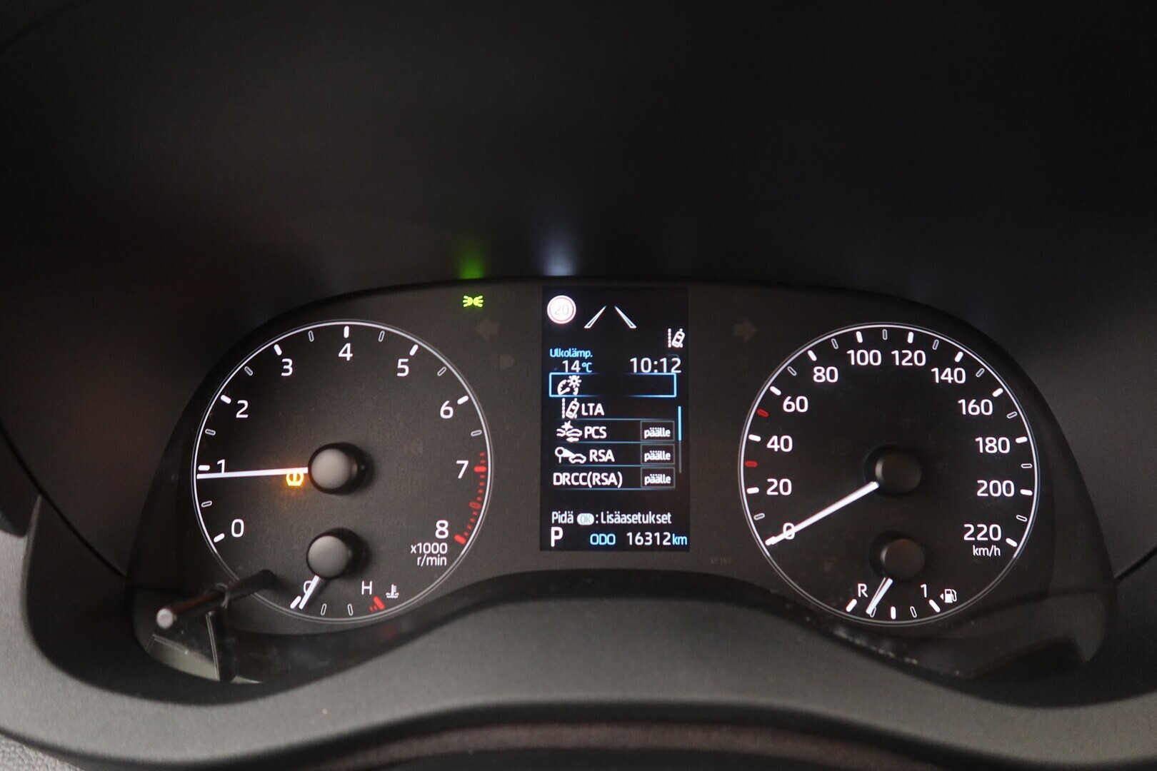 TOYOTA Yaris 2024