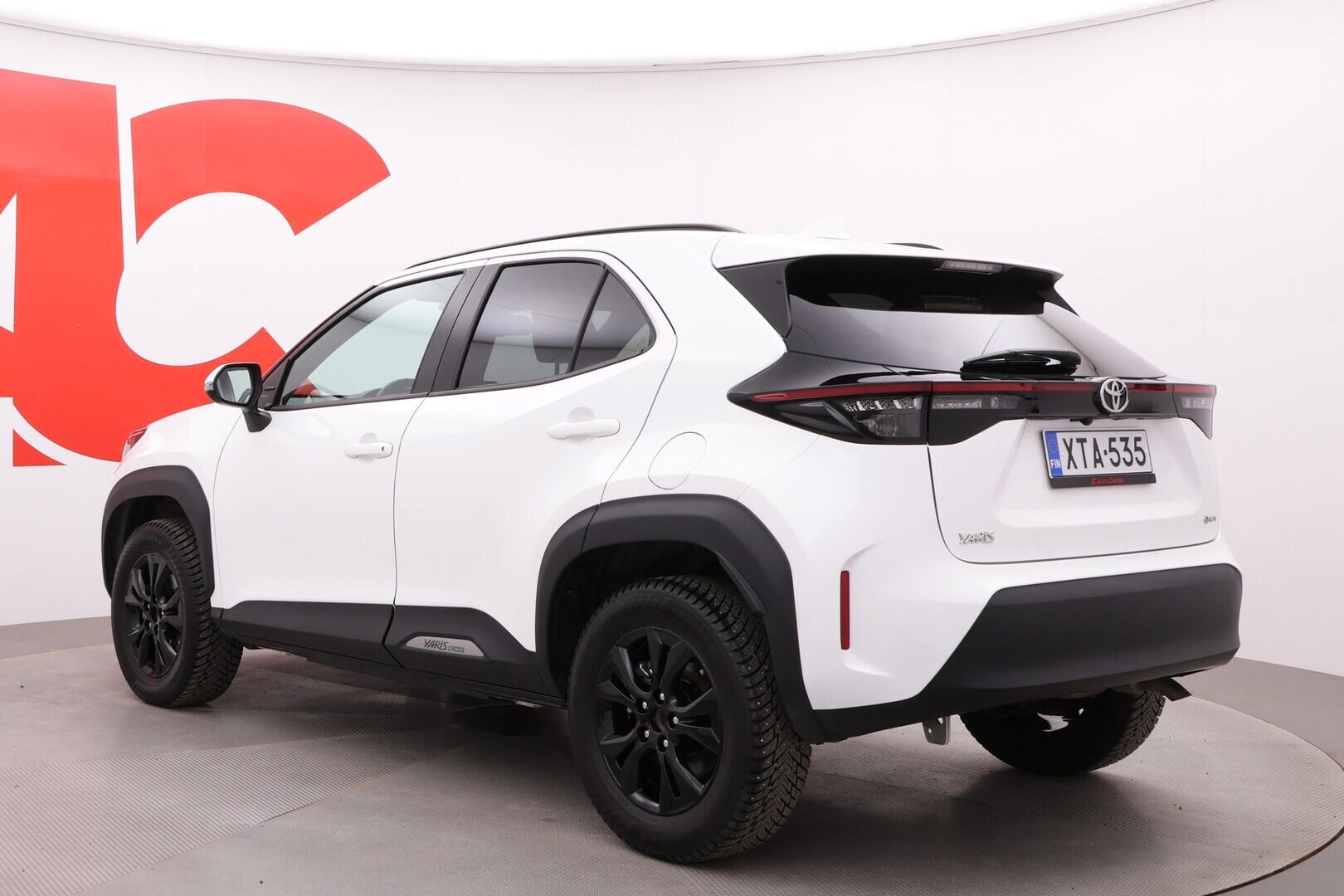 TOYOTA Yaris Cross 2024