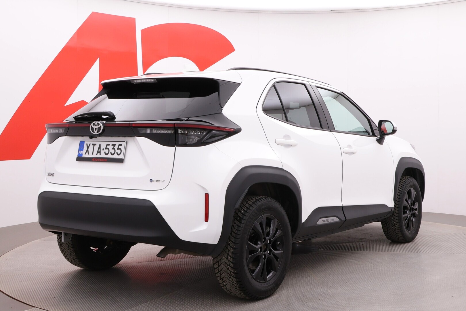TOYOTA Yaris Cross 2024