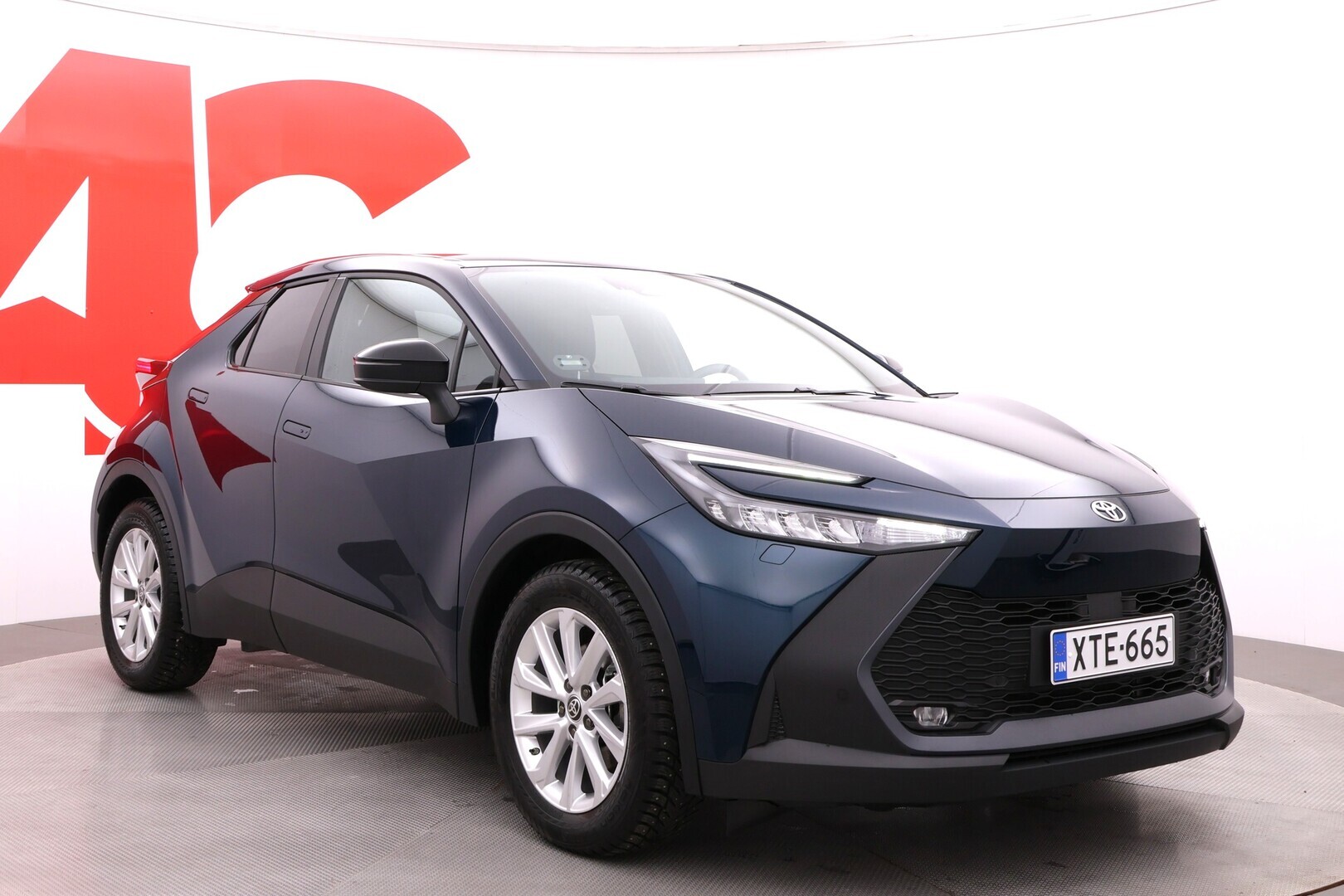 TOYOTA C-HR 2024