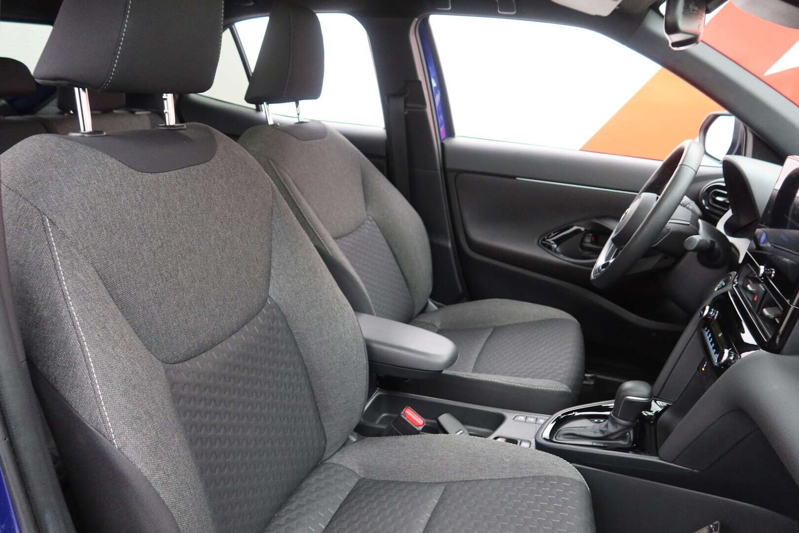 TOYOTA Yaris Cross 2025