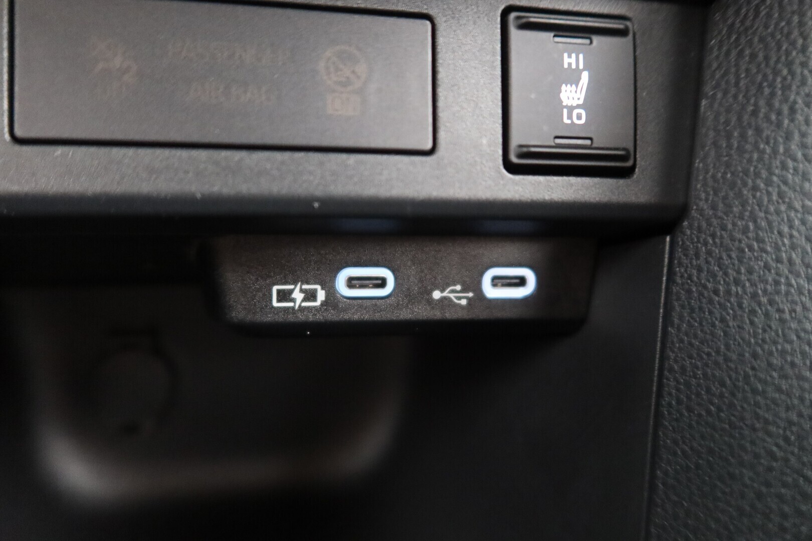 TOYOTA Yaris Cross 2025