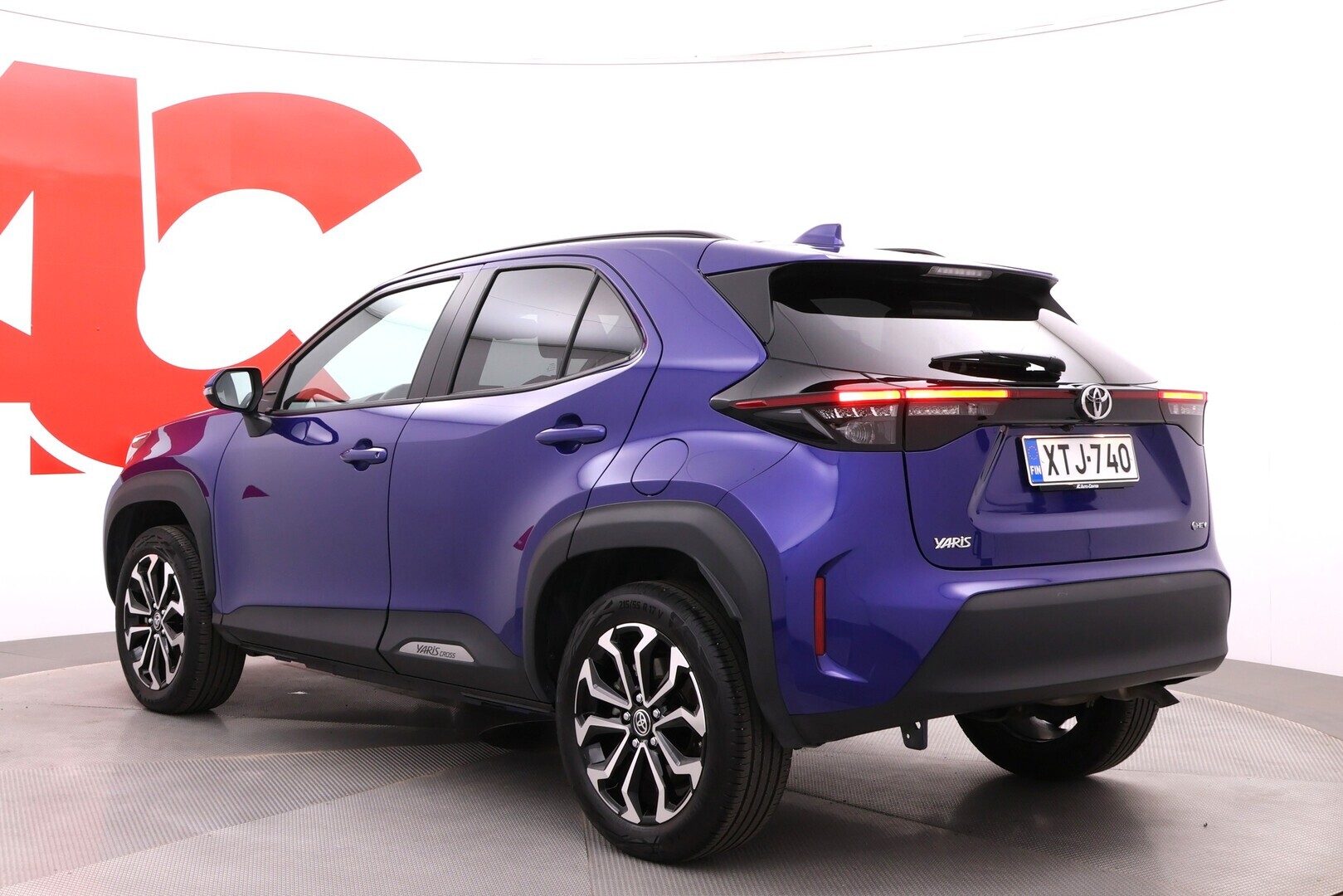 TOYOTA Yaris Cross 2025