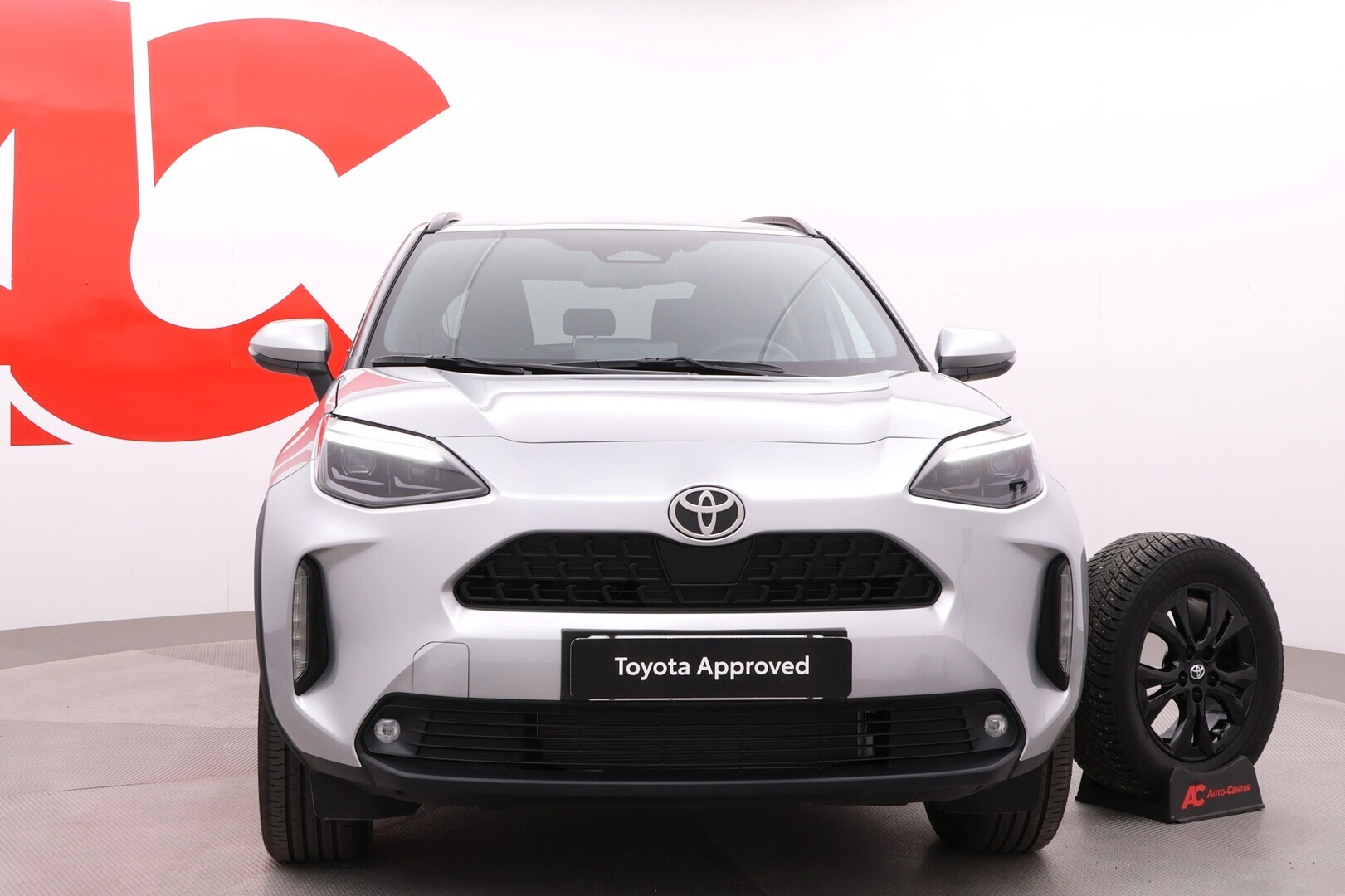 TOYOTA Yaris Cross 2025