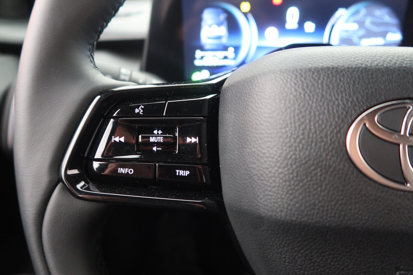 TOYOTA Urban Cruiser 2026