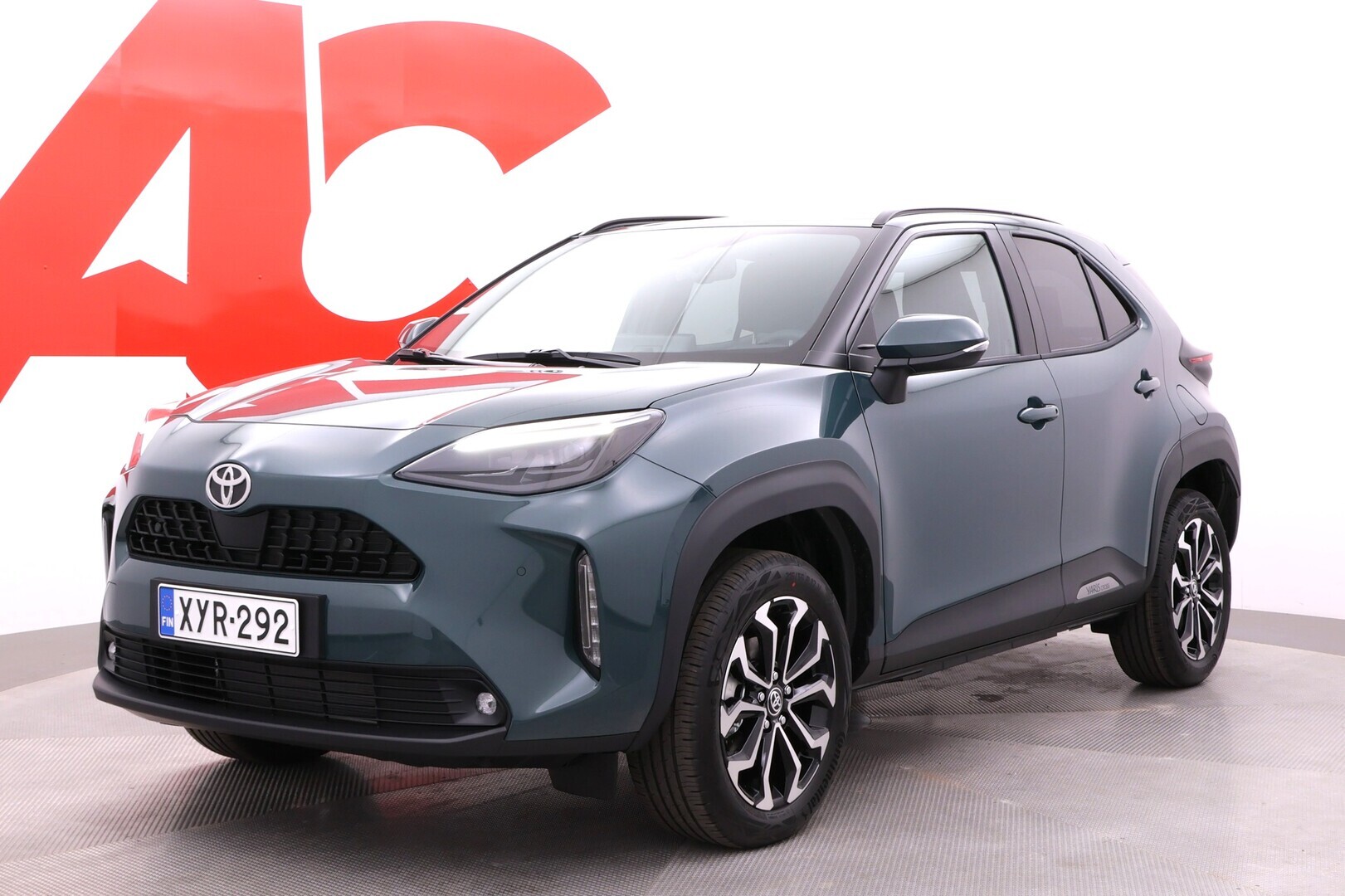 TOYOTA Yaris Cross 2025
