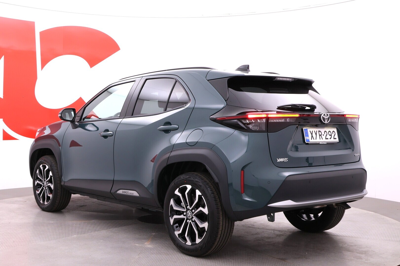 TOYOTA Yaris Cross 2025