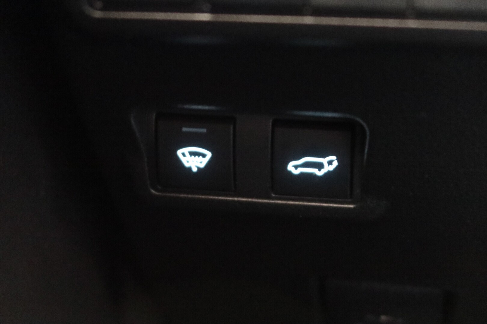 TOYOTA Corolla Cross 2023