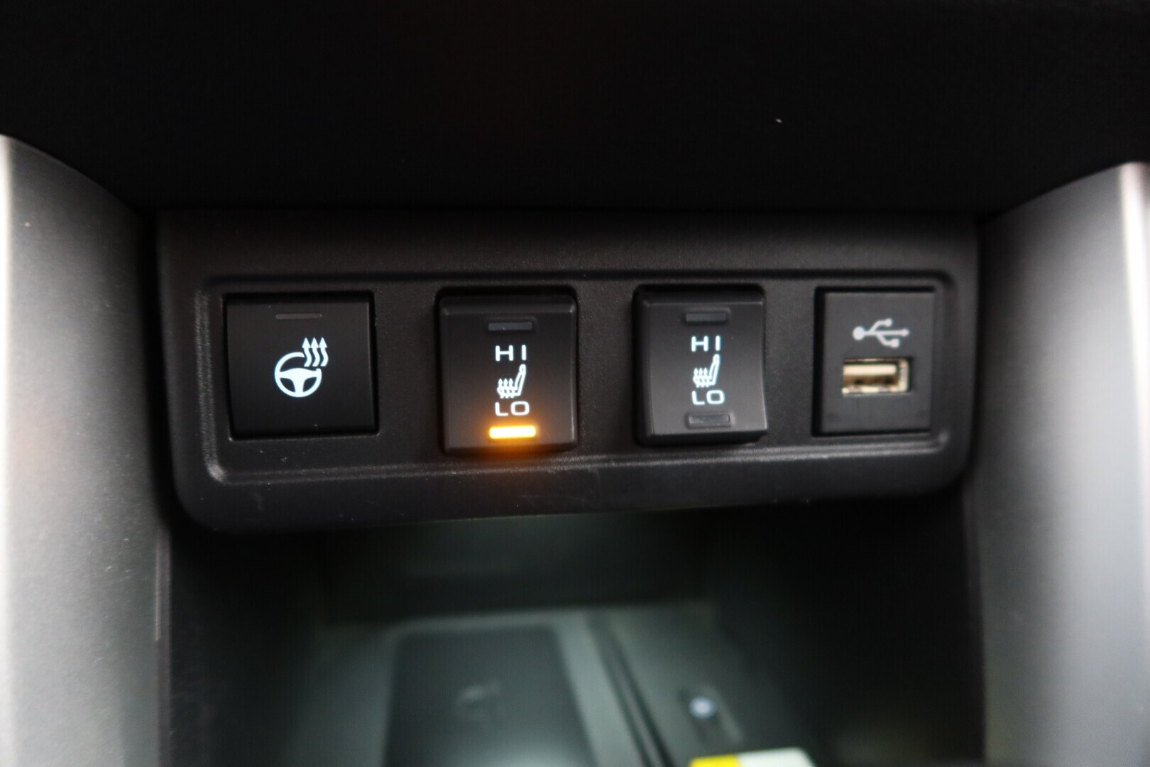 TOYOTA Corolla Cross 2023