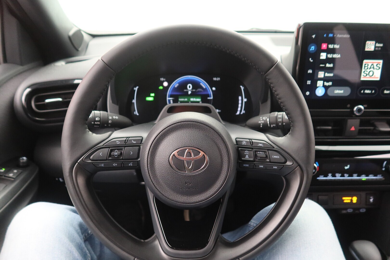 TOYOTA Yaris Cross 2026