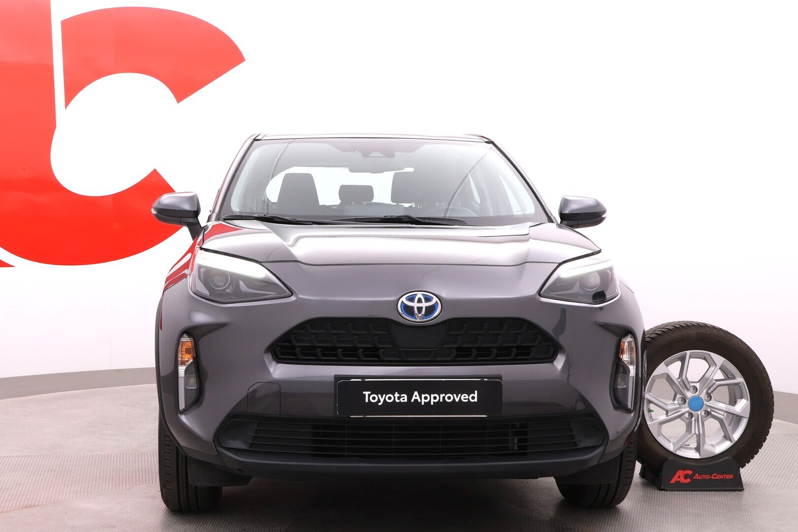TOYOTA Yaris Cross 2024