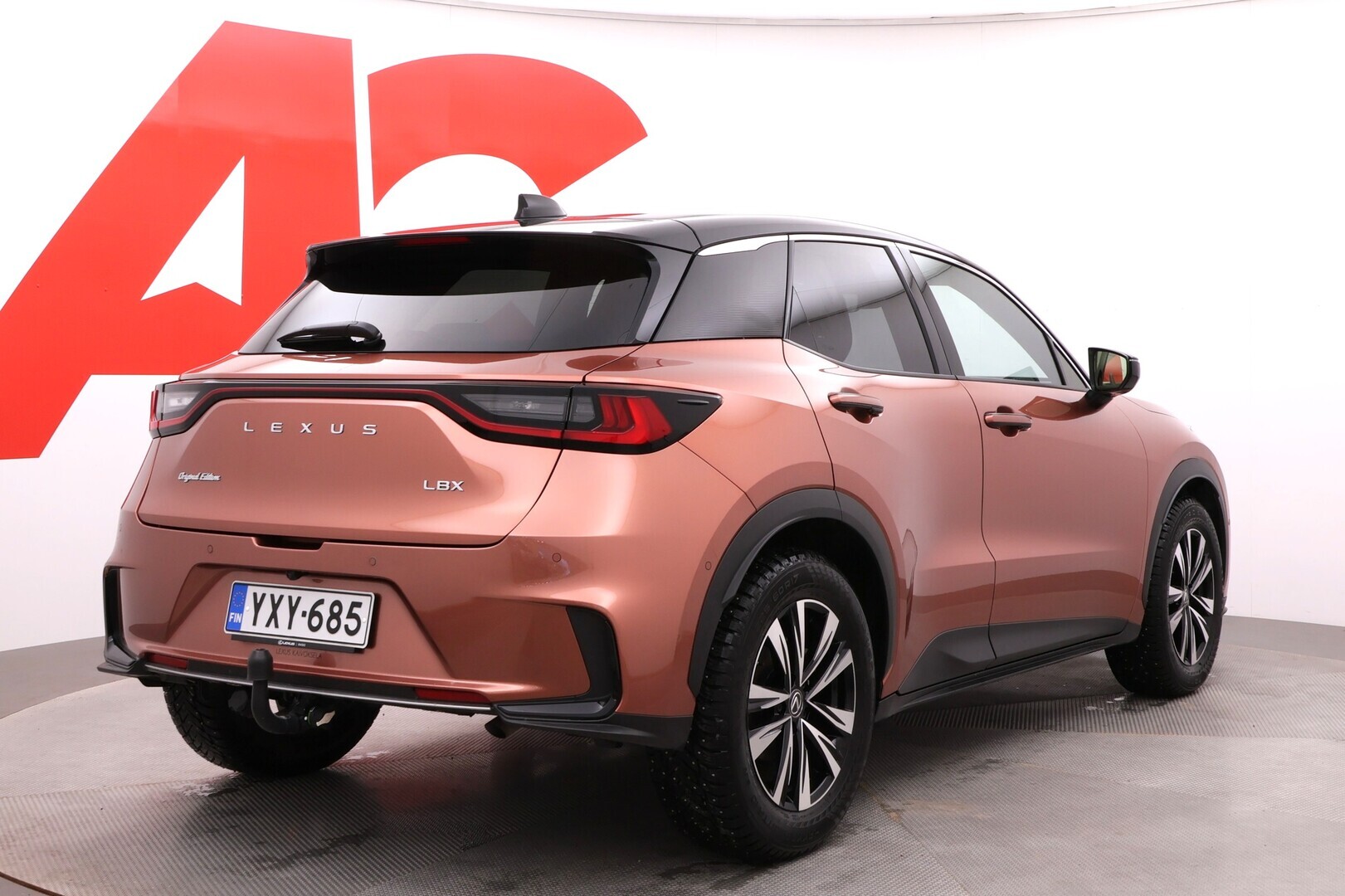 LEXUS LBX 2024