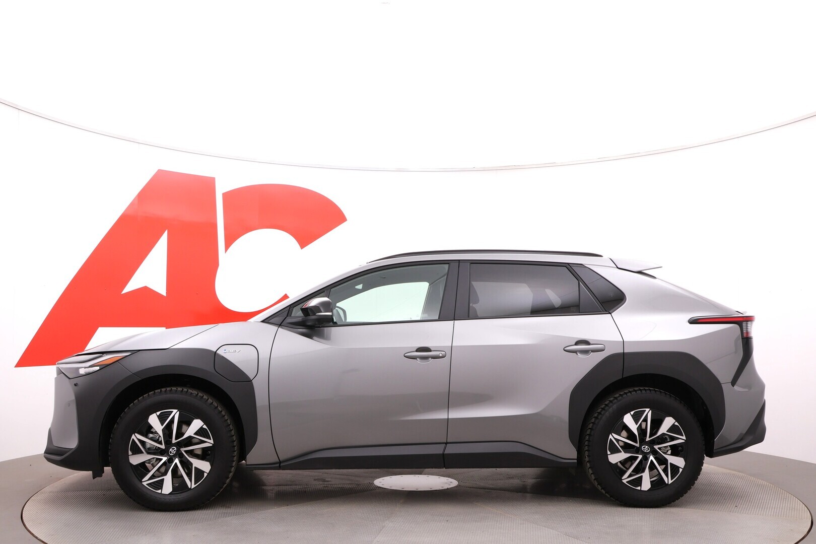 TOYOTA bZ4X 2025