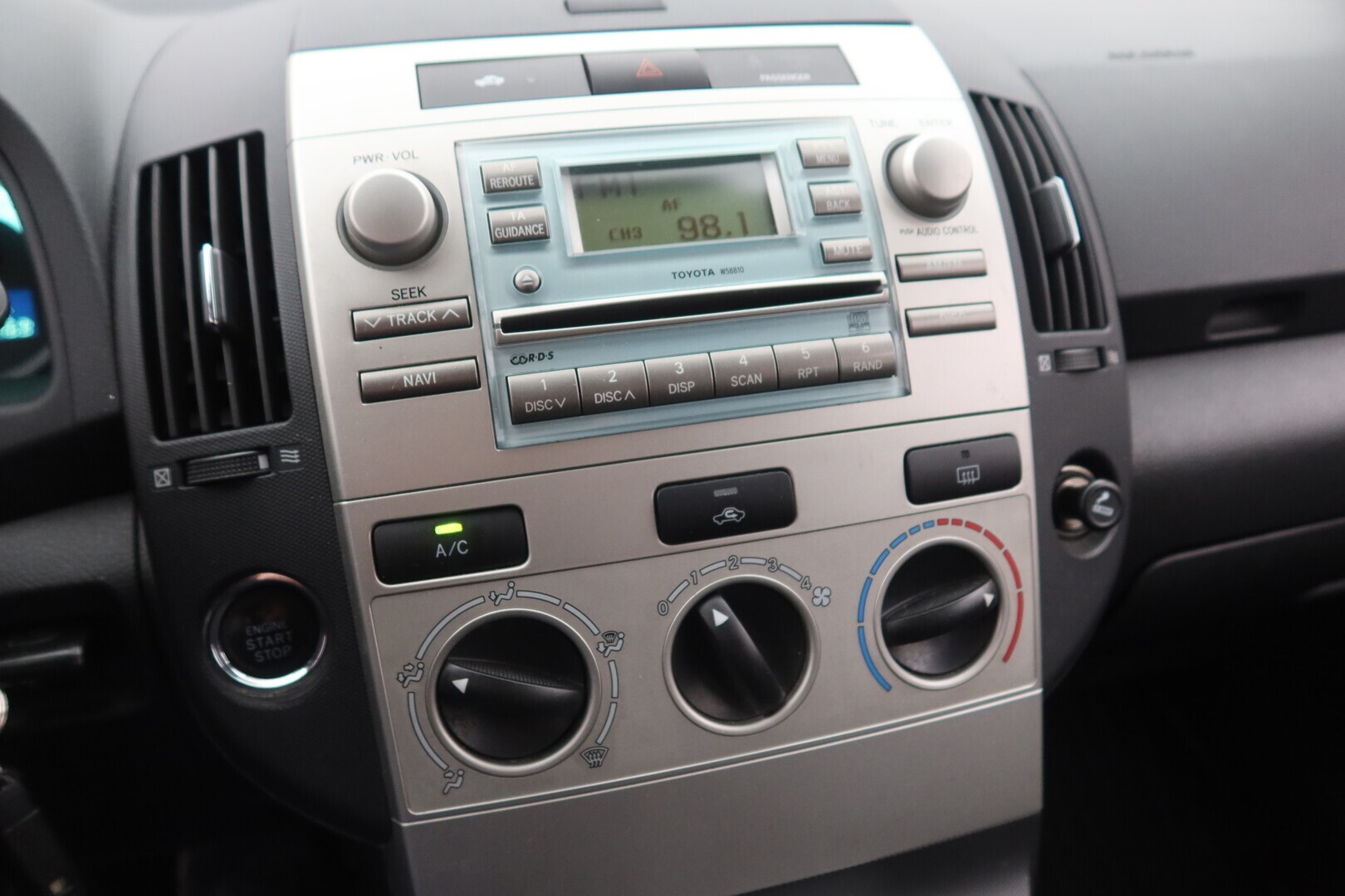 TOYOTA Corolla Verso 2005