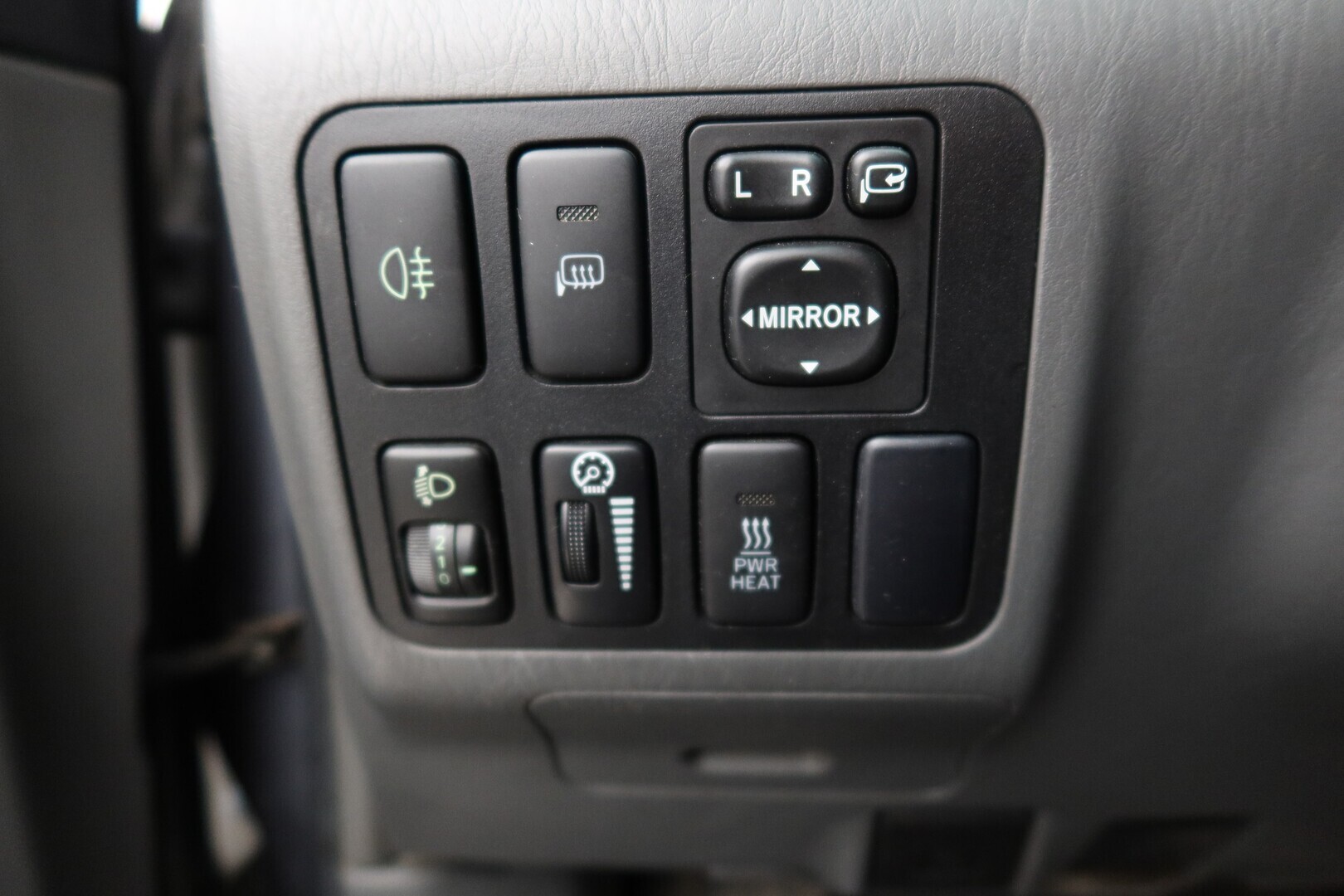TOYOTA Land Cruiser 2005