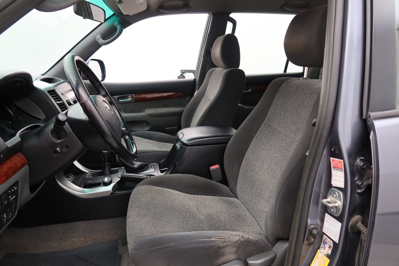 TOYOTA Land Cruiser 2005