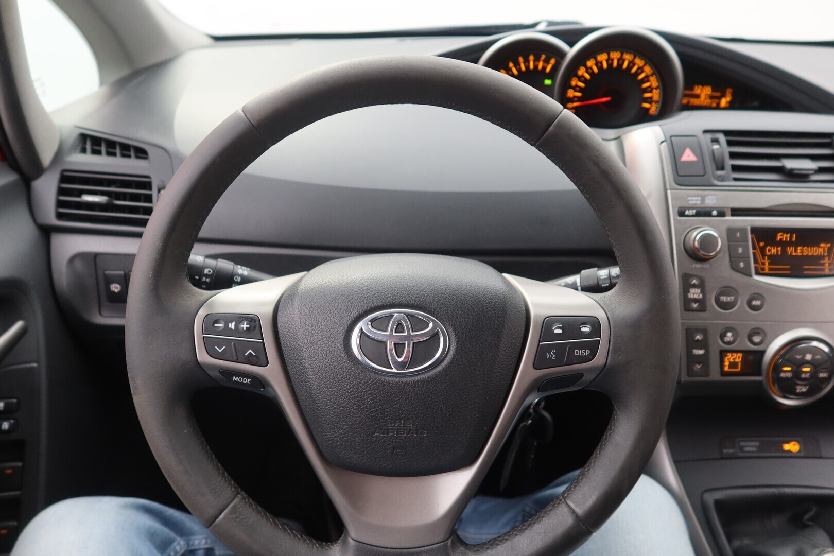 TOYOTA Verso 2010