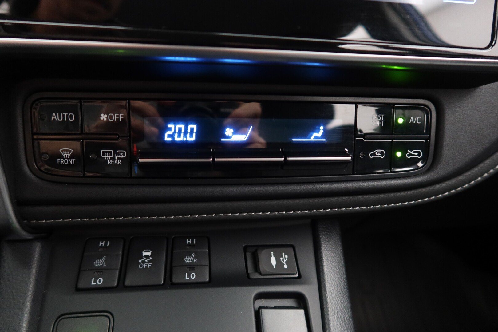 TOYOTA Auris 2018