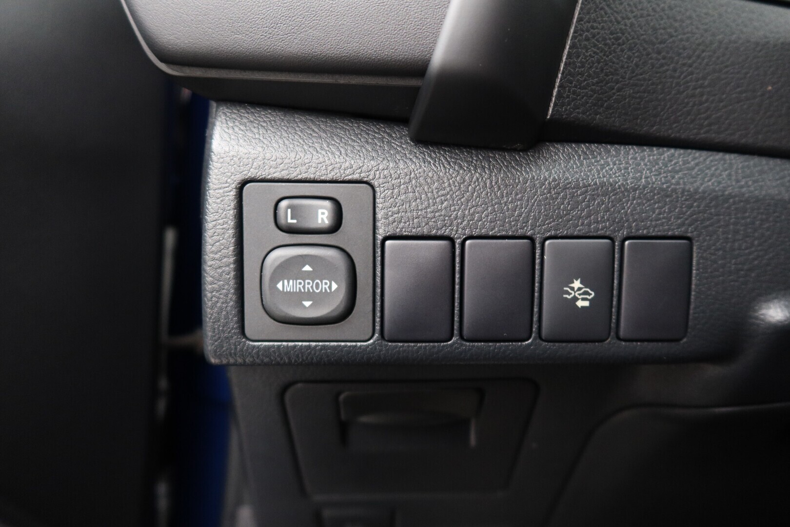 TOYOTA Auris 2018