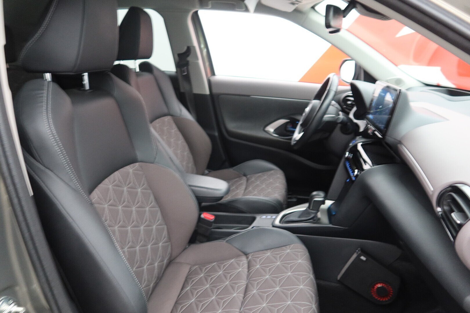 TOYOTA Yaris Cross 2022