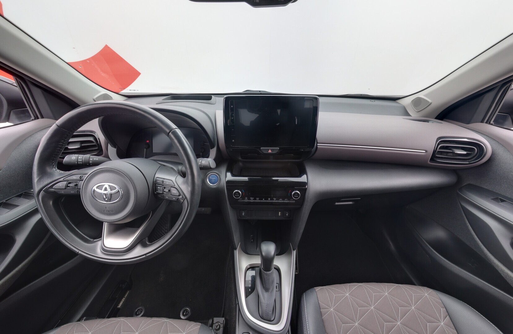 TOYOTA Yaris Cross 2022