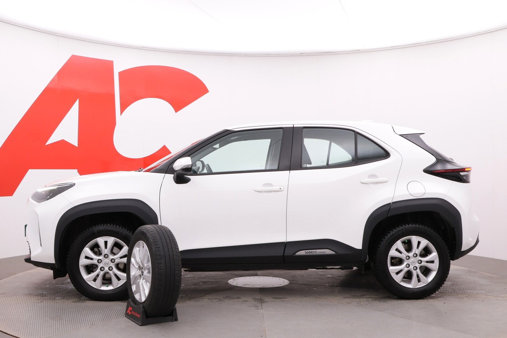 TOYOTA Yaris Cross 2022