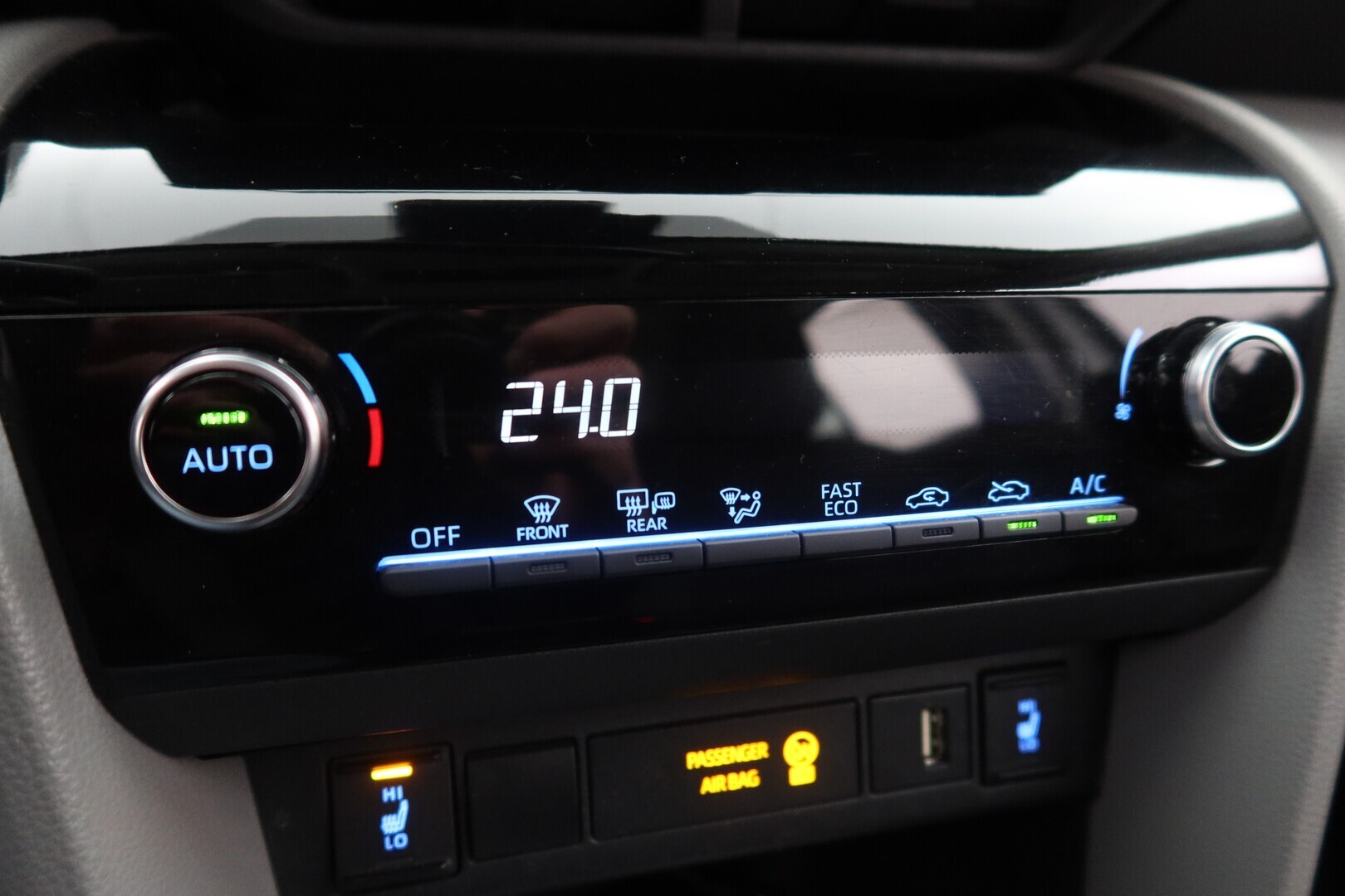 TOYOTA Yaris Cross 2022