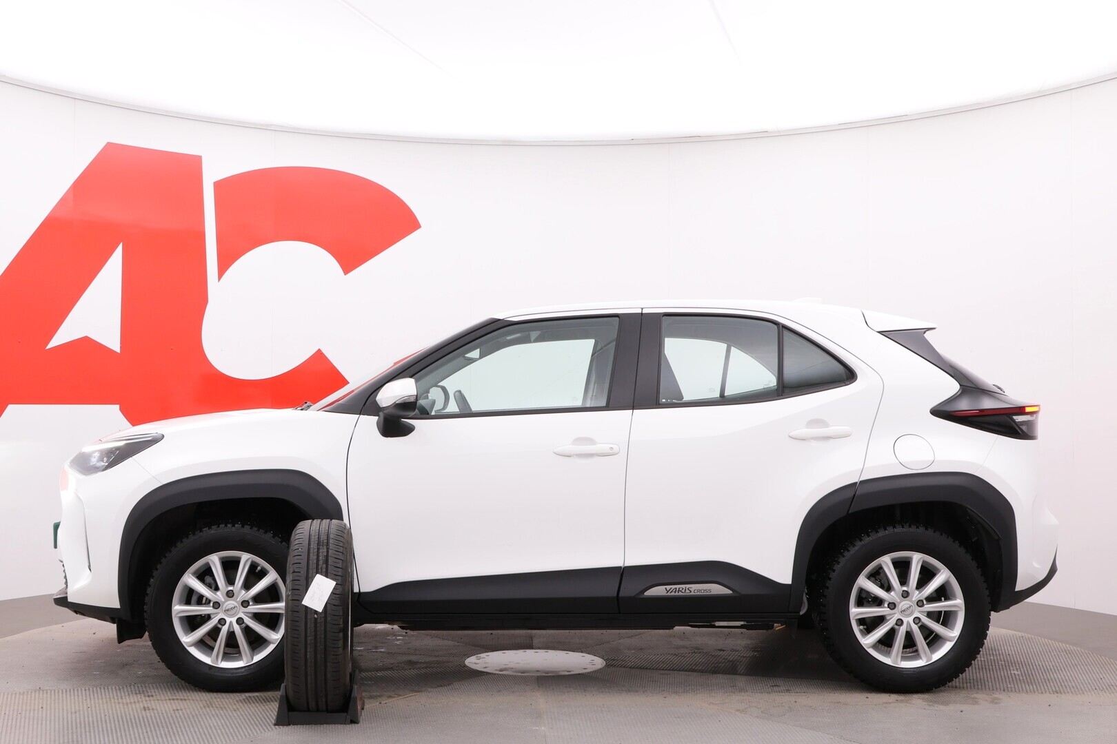 TOYOTA Yaris Cross 2022